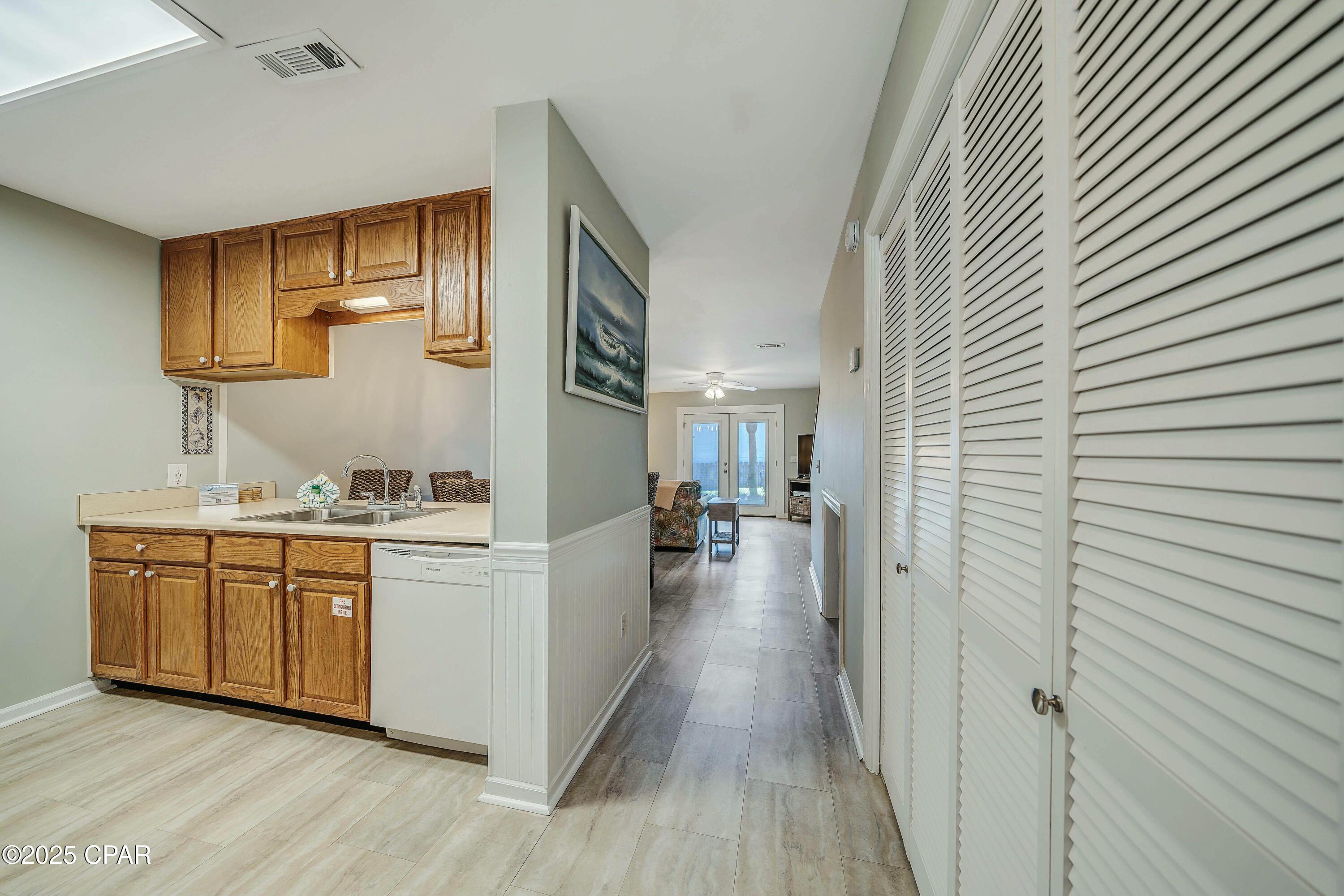 Image 11 For 6215 Thomas Drive 101