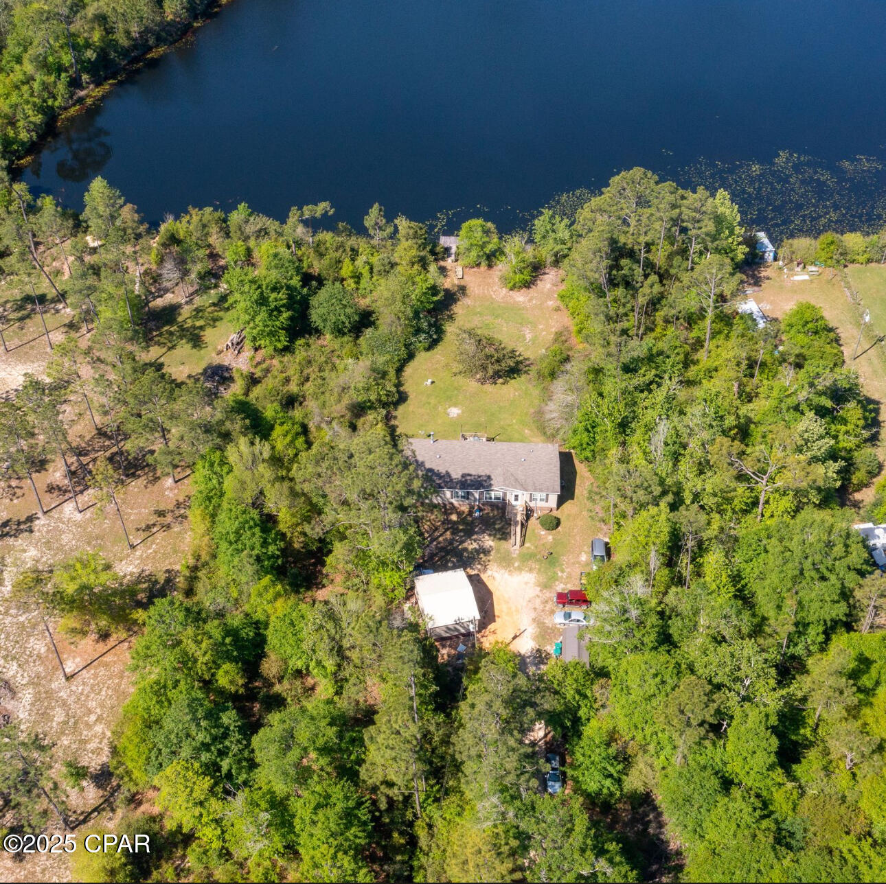 427 Mckinney Lane, Alford, Florida image 4