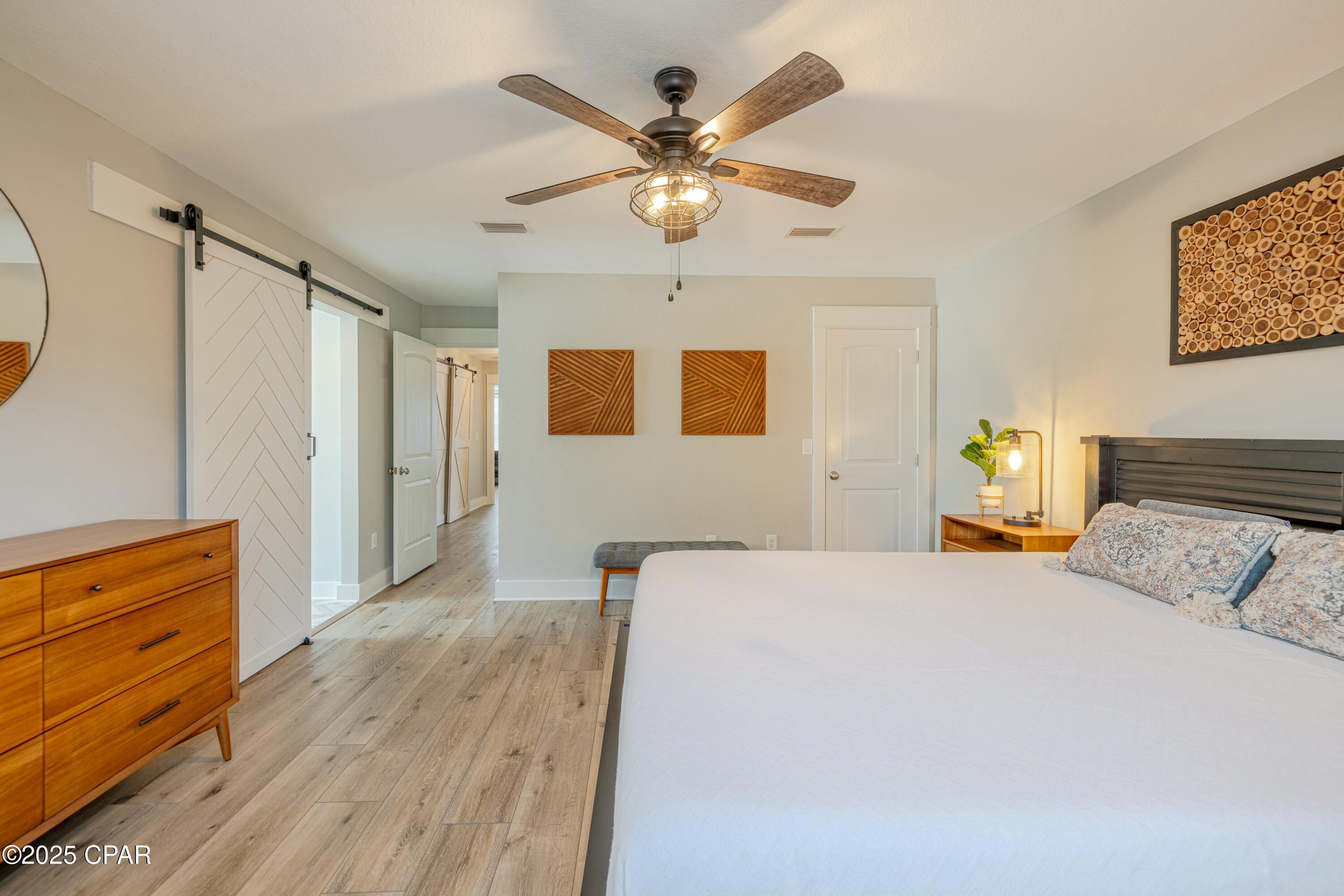Image 30 For 2409 Grandiflora Boulevard