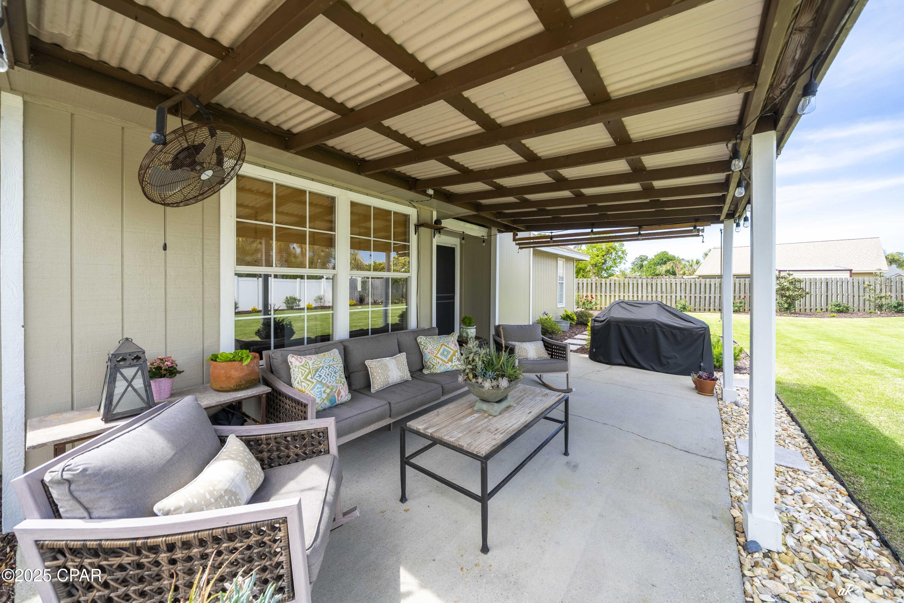 Image 14 For 609 Sabal Palm Way