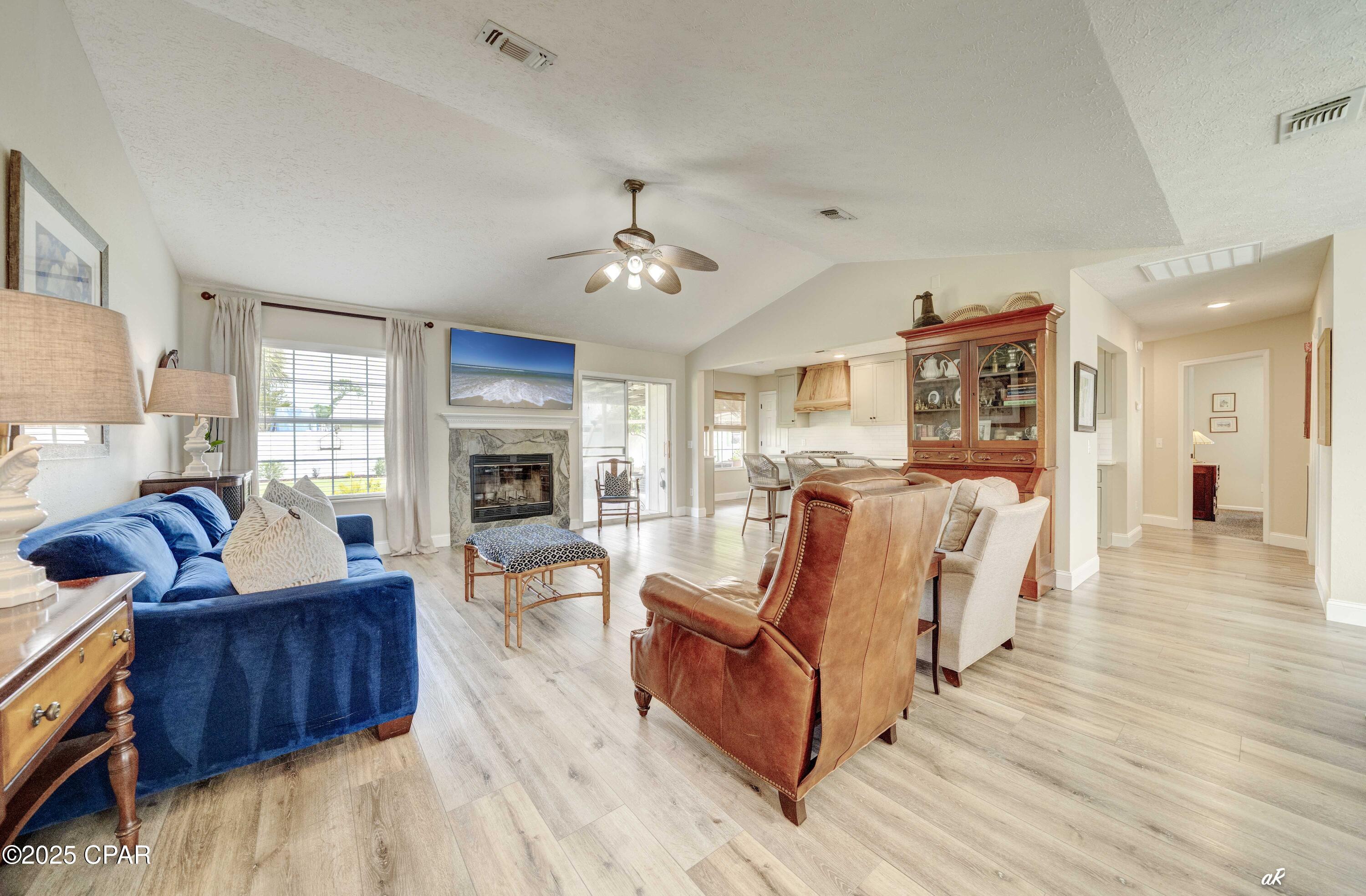 Image 17 For 609 Sabal Palm Way