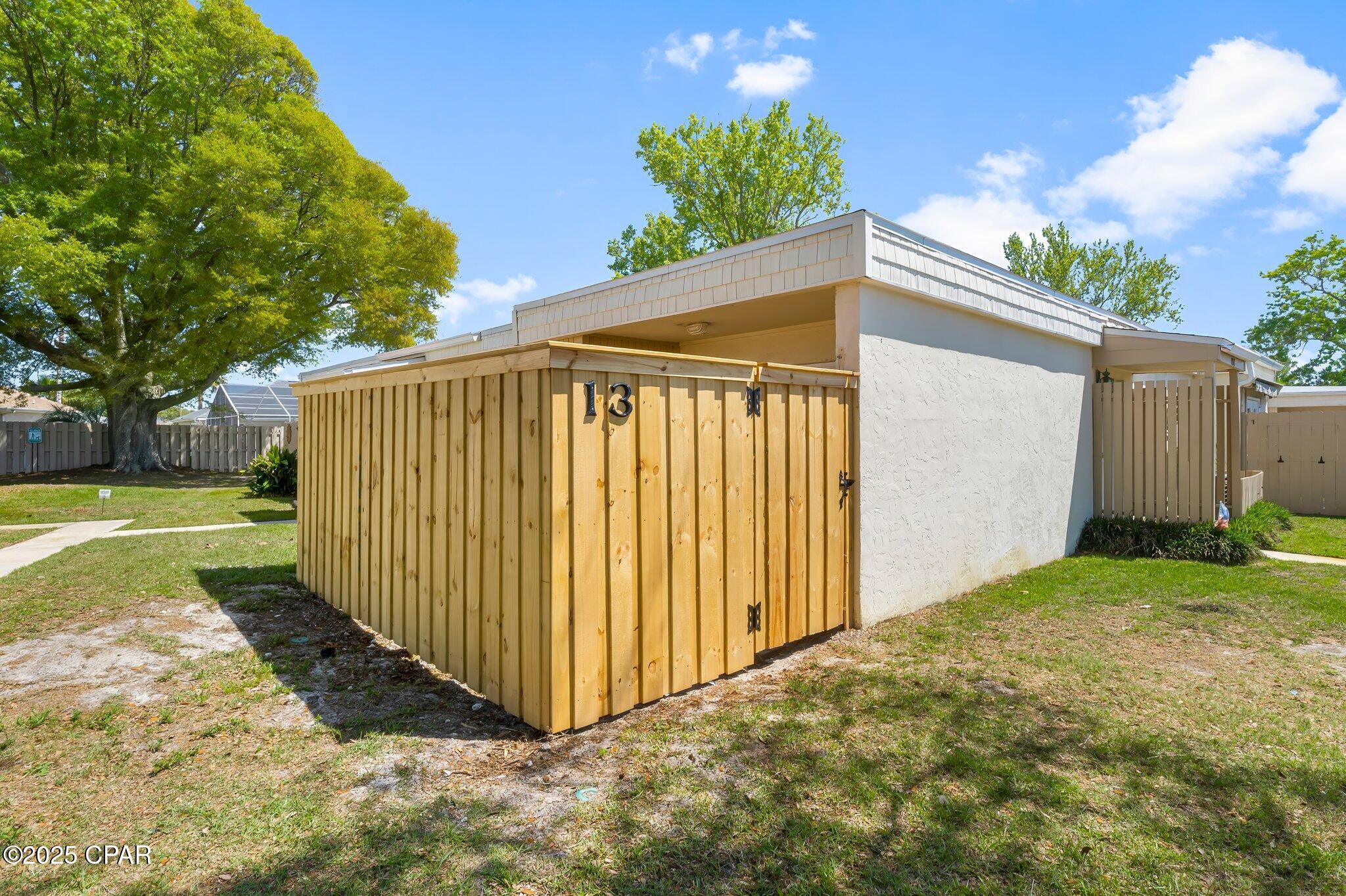 Image 16 For 17462 Front Beach Road 13c4