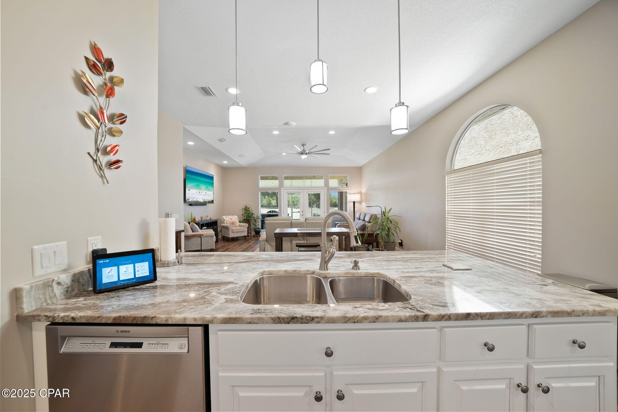 Image 10 For 2517 Country Club Drive