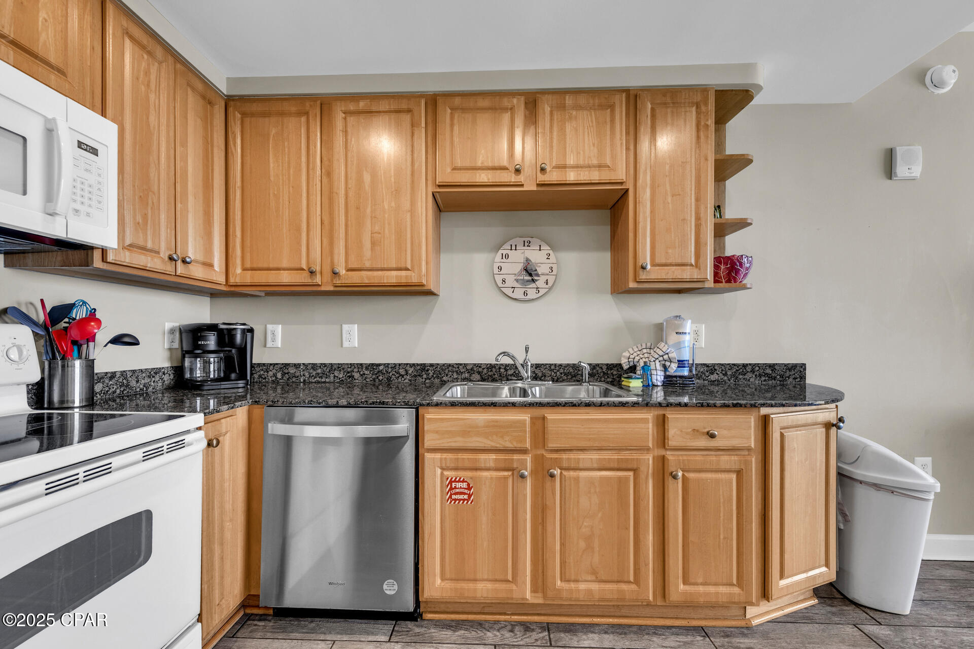 Image 7 For 17729 Front Beach Road 1402e