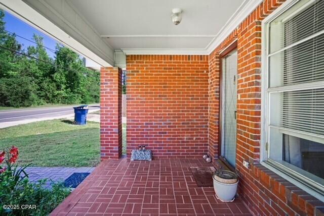 Image 4 For 17395 Pear Street