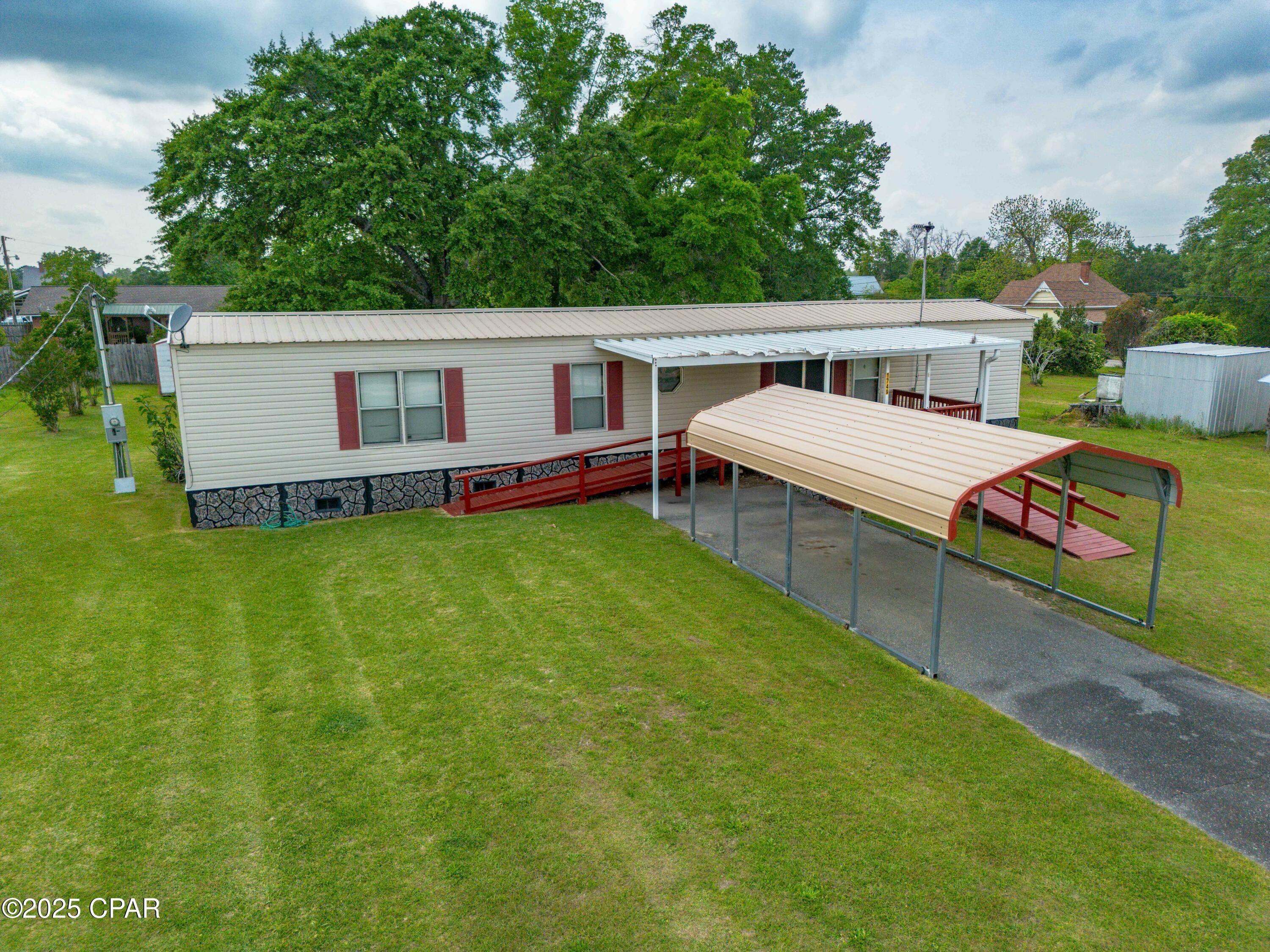 1749 Carolina Street, Alford, Florida image 5