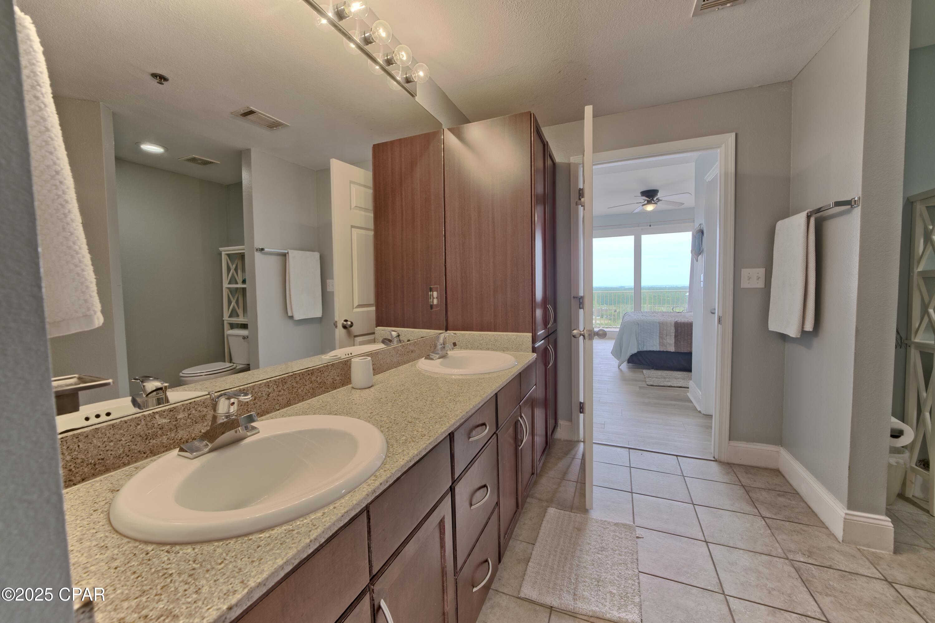 Image 18 For 9902 Thomas Drive 1431