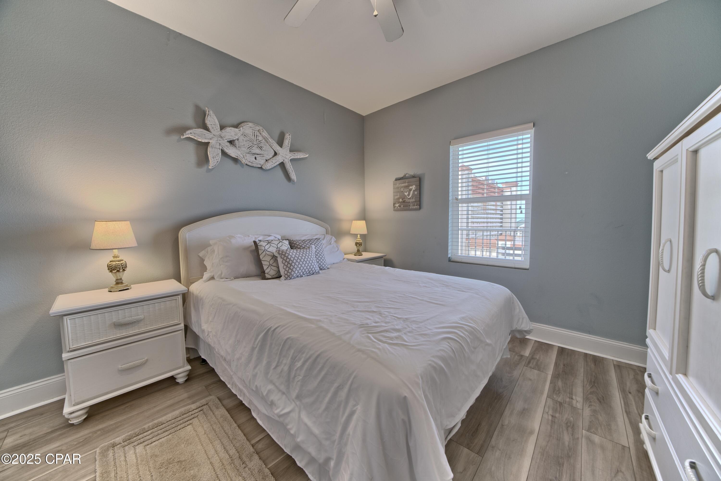 Image 27 For 9902 Thomas Drive 1431