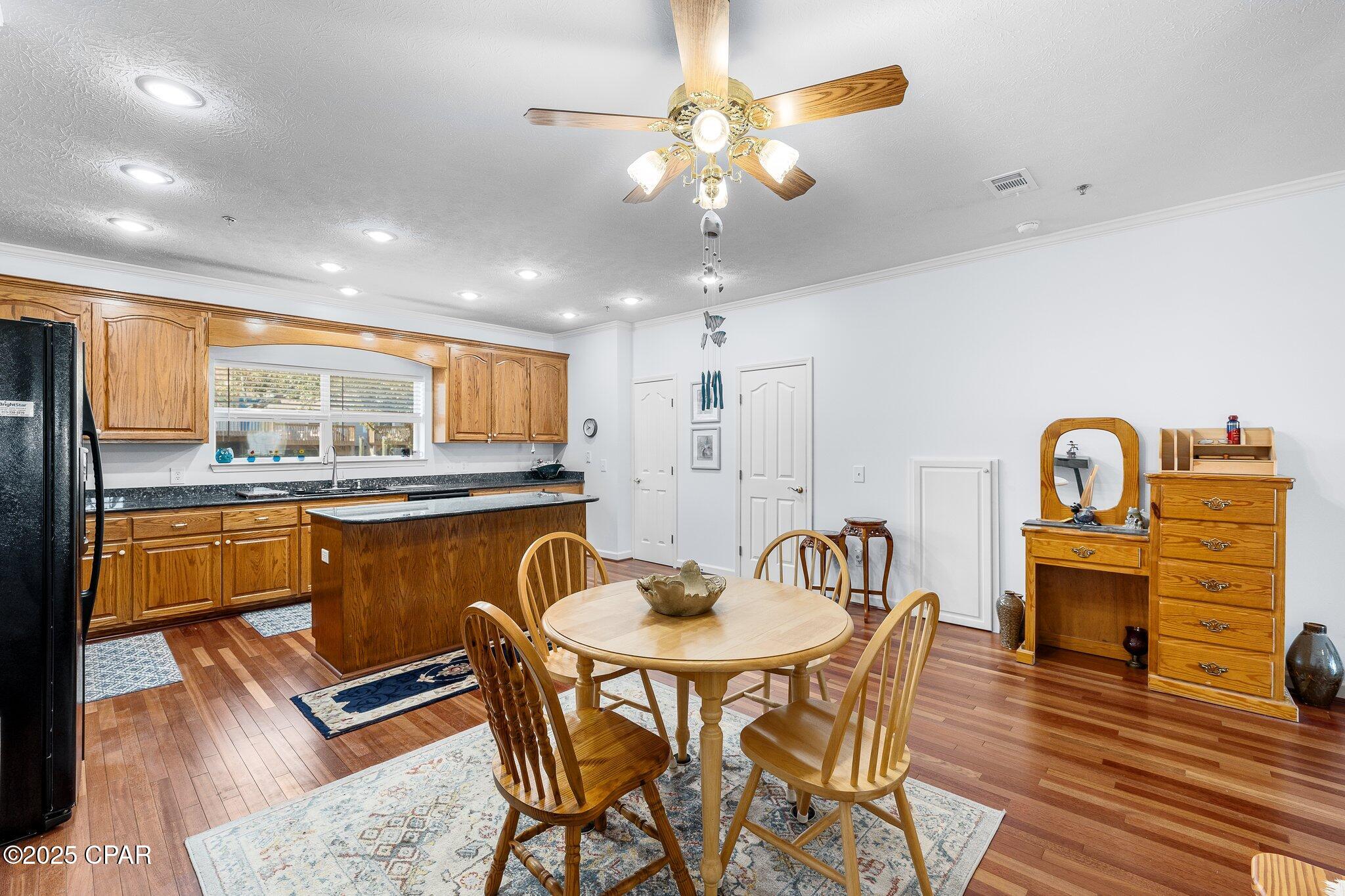 246 E 3rd Place, Panama City, Florida image 14