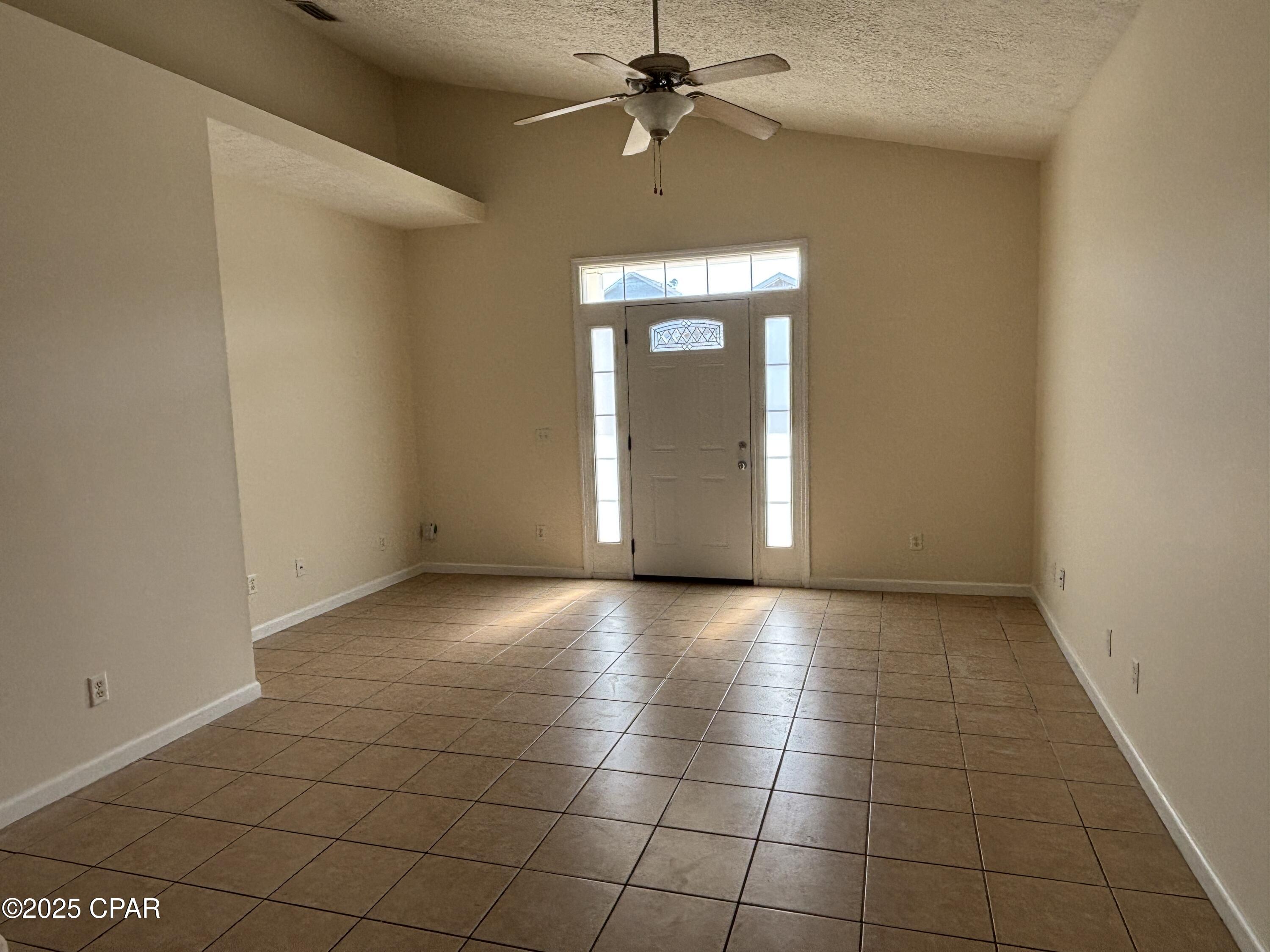 Image 4 For 2610 Avondale Court