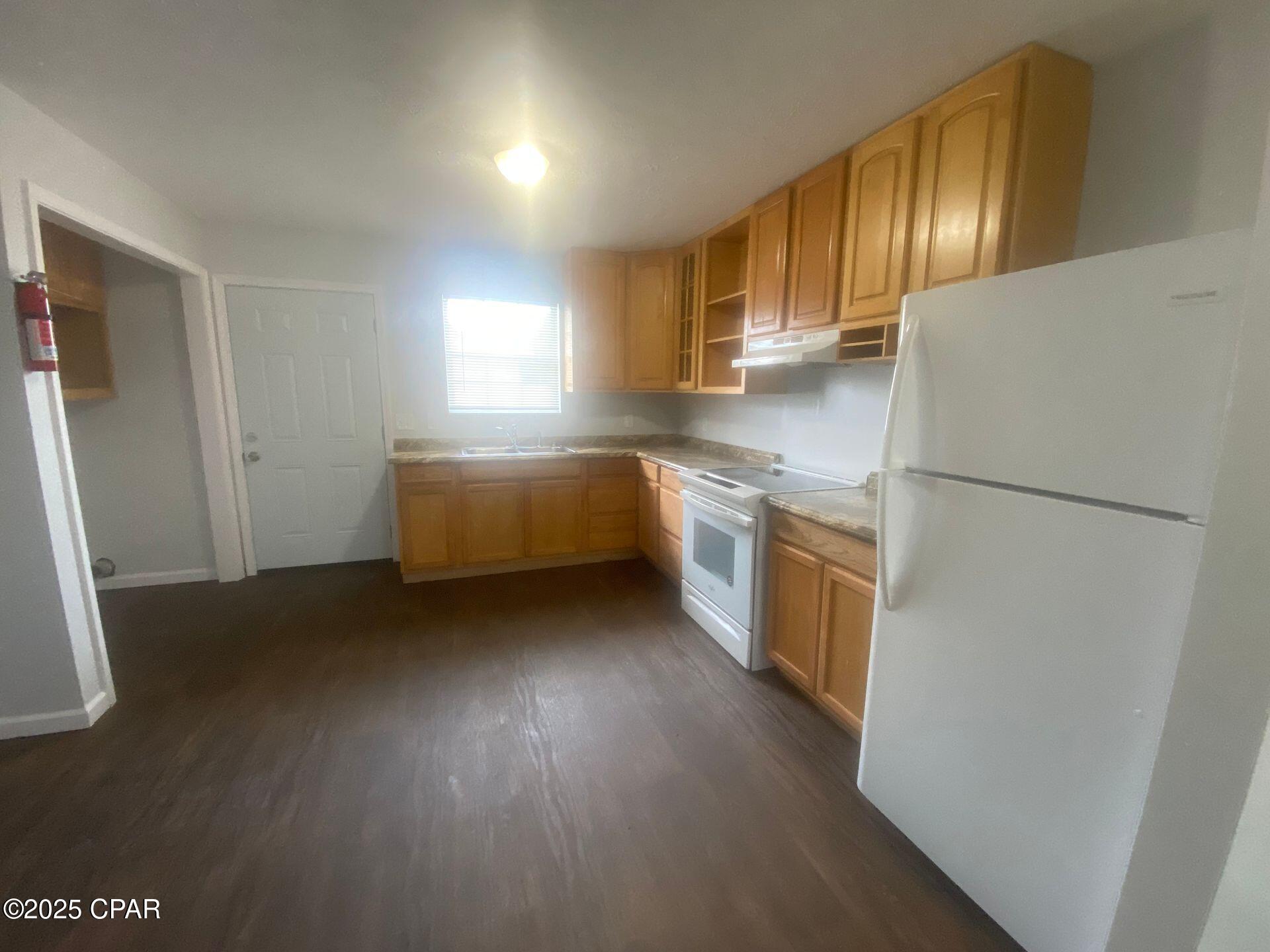 Image 5 For 713 9th Street