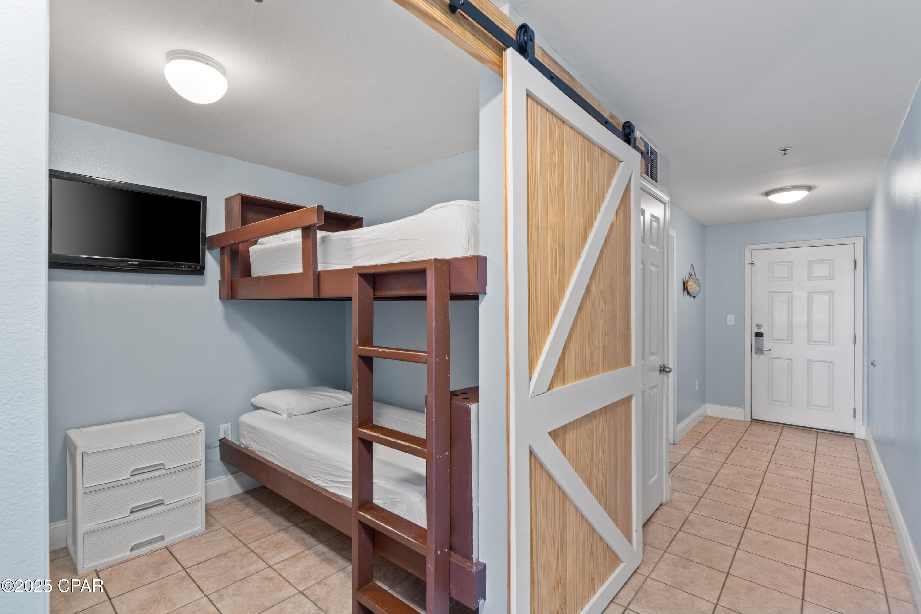 Image 11 For 9860 Thomas Drive 1413