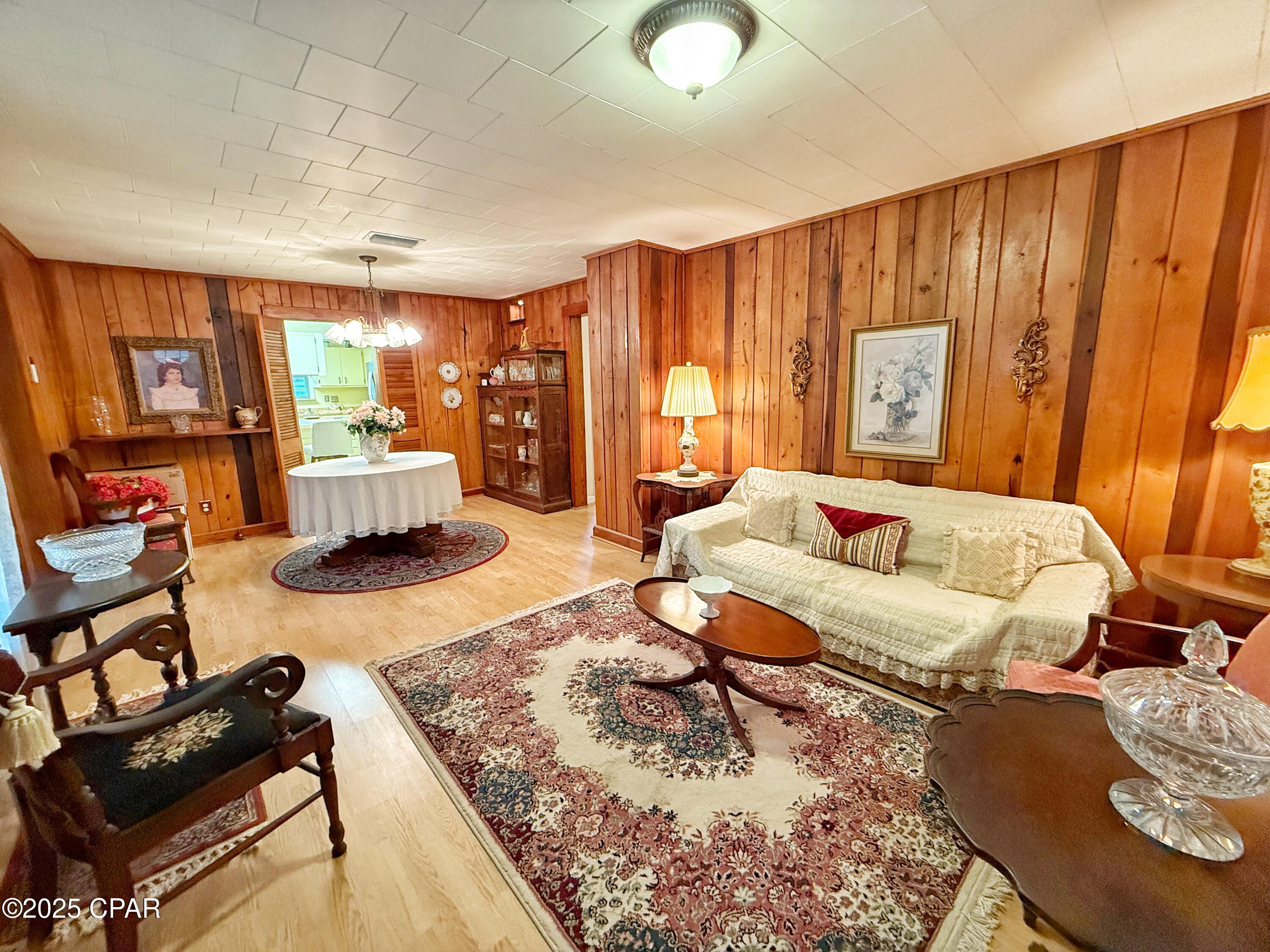 8004 Church Street, Sneads, Florida image 16