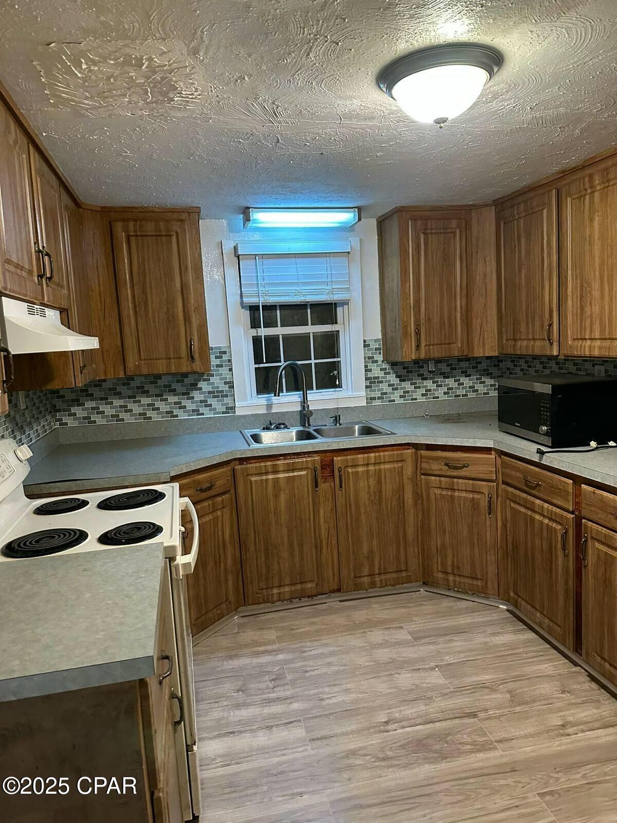 Image 4 For 1525 Chandlee Avenue 1
