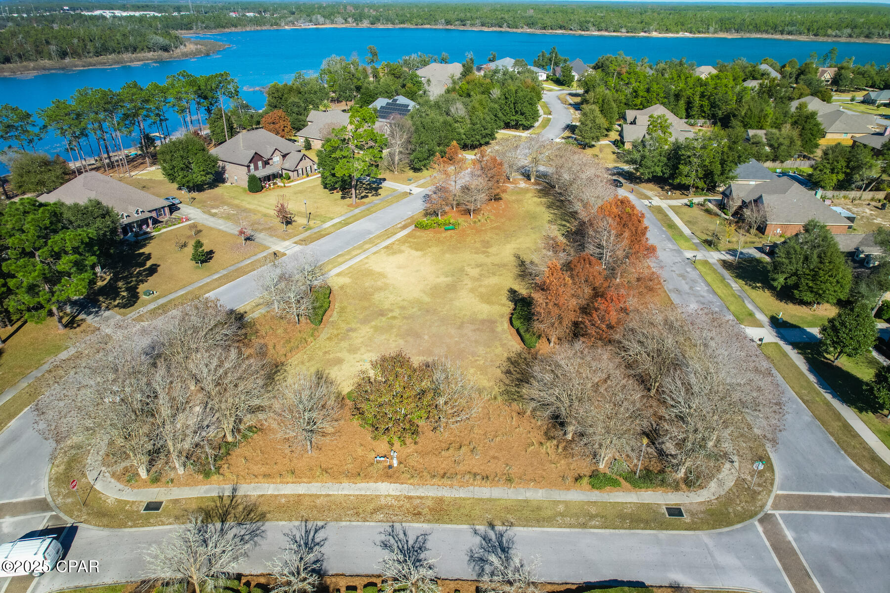 116 Lake Merial Trail, Southport, Florida image 12