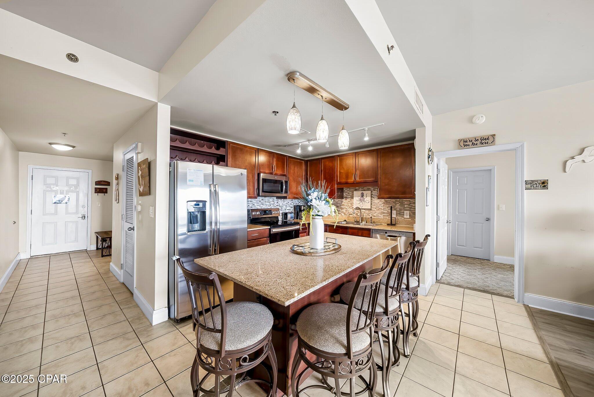 Image 14 For 9902 Thomas Drive 1430