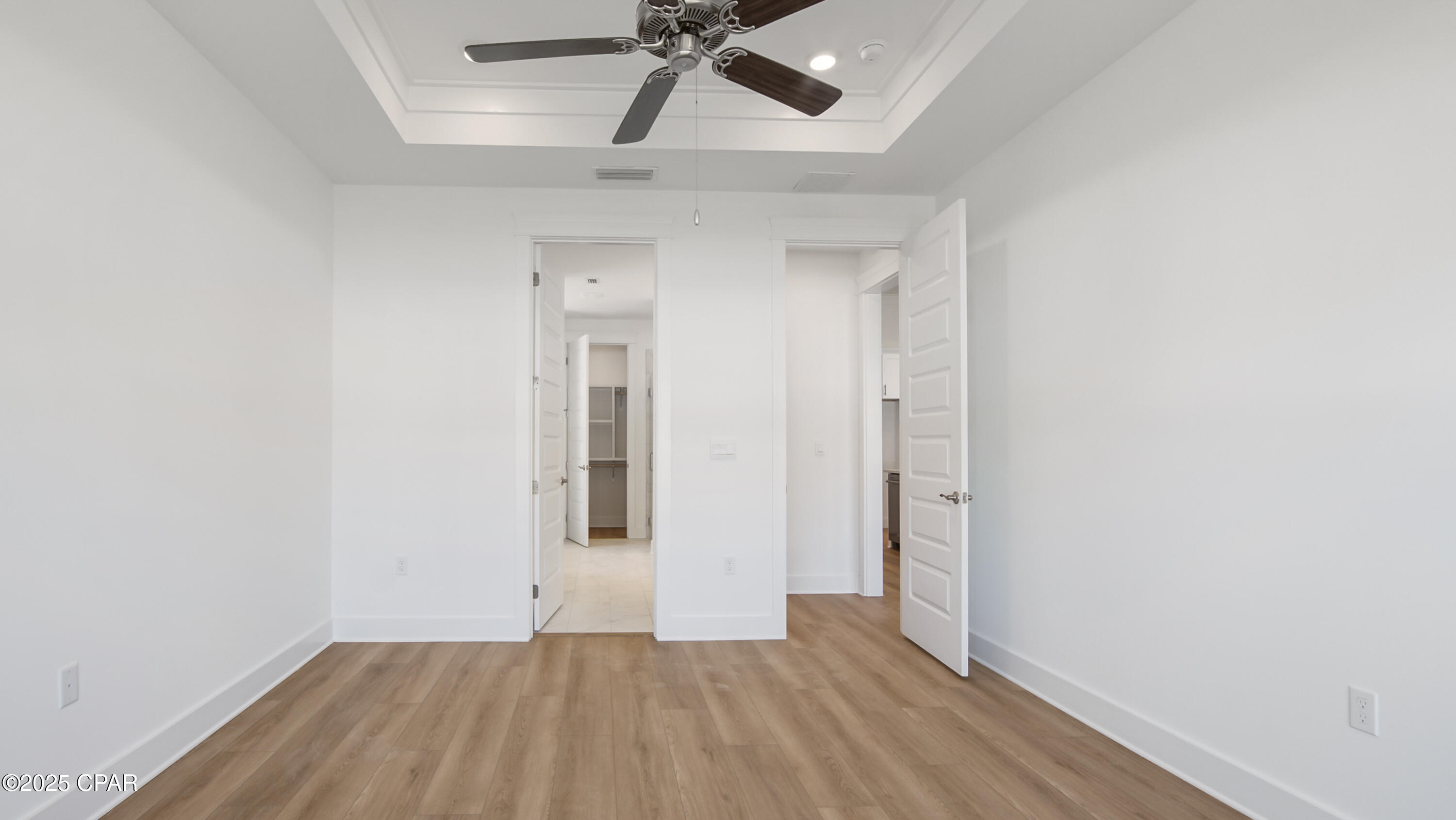 Image 13 For 930 Crystal Bayou Boulevard