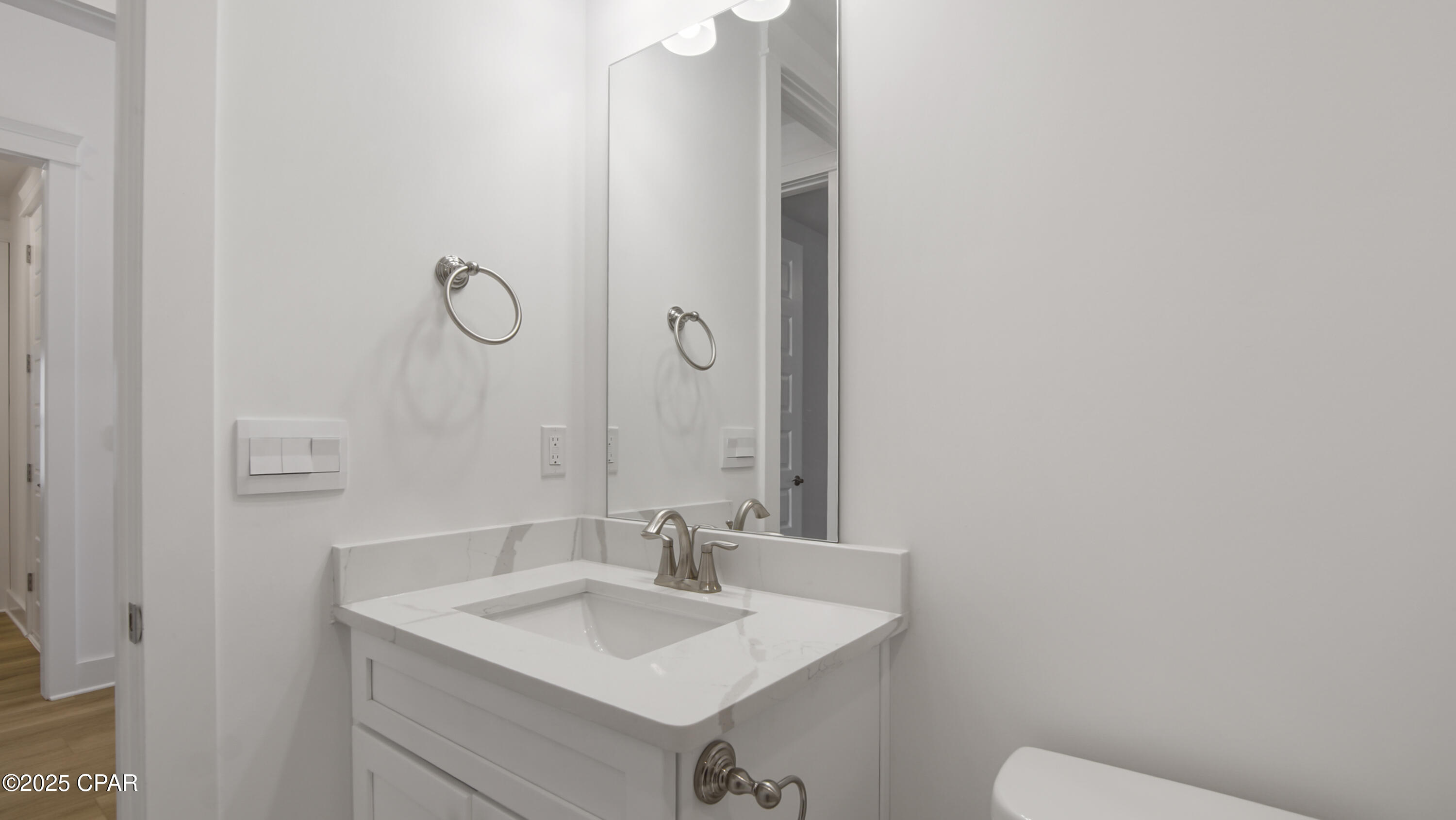 Image 30 For 930 Crystal Bayou Boulevard