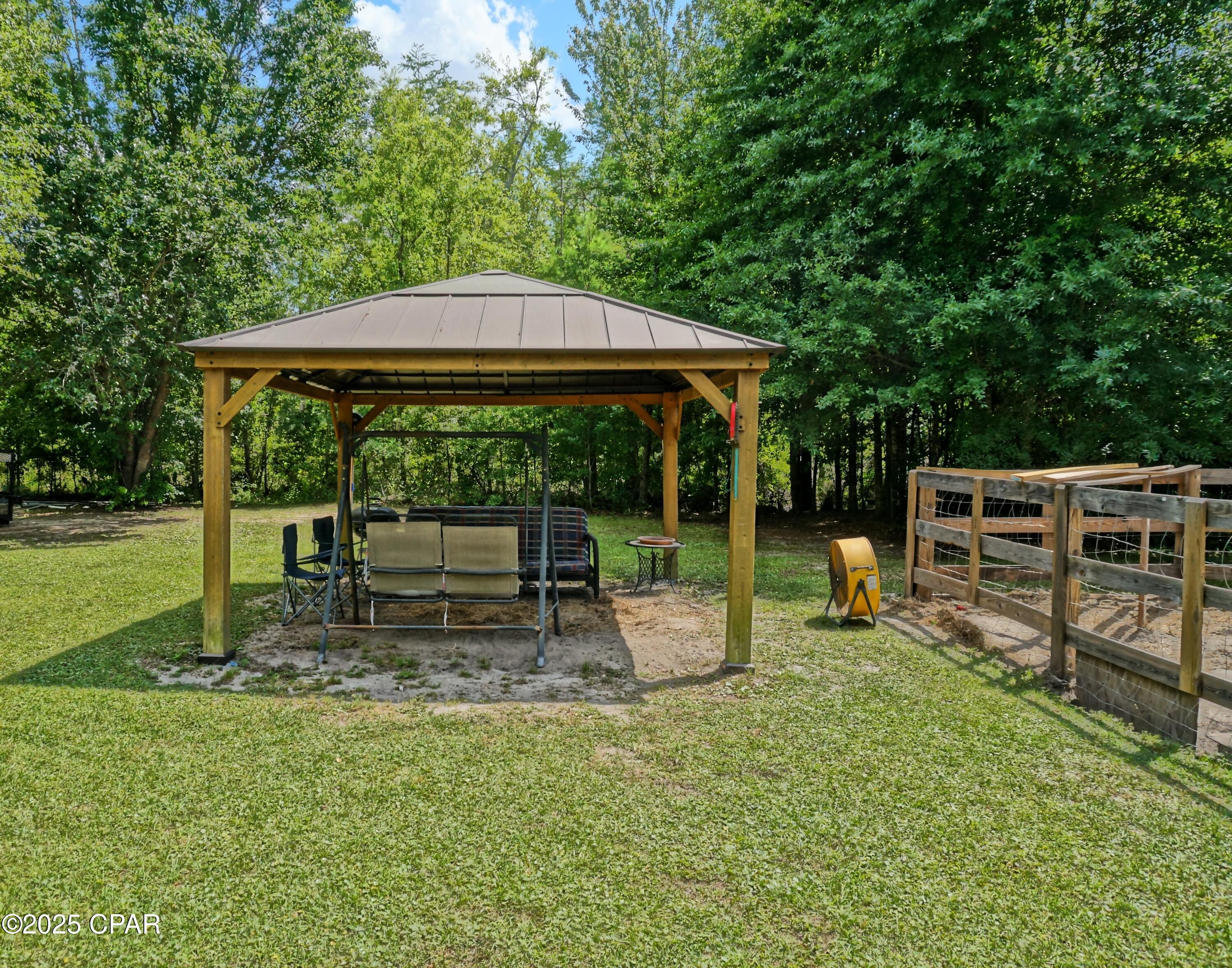 5585 Suncrest Road, Marianna, Florida image 5