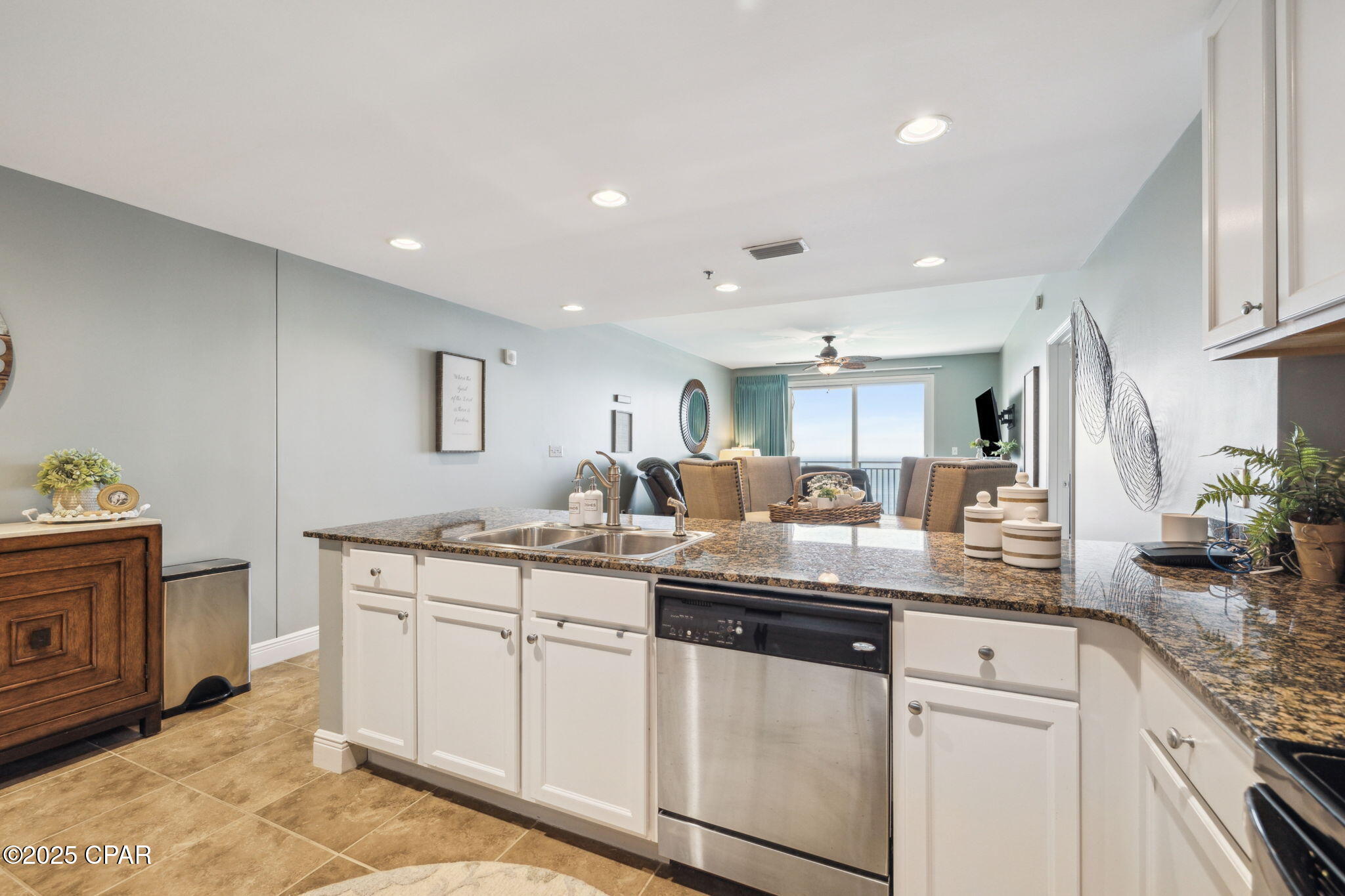 Image 11 For 16701 Front Beach Road 2307