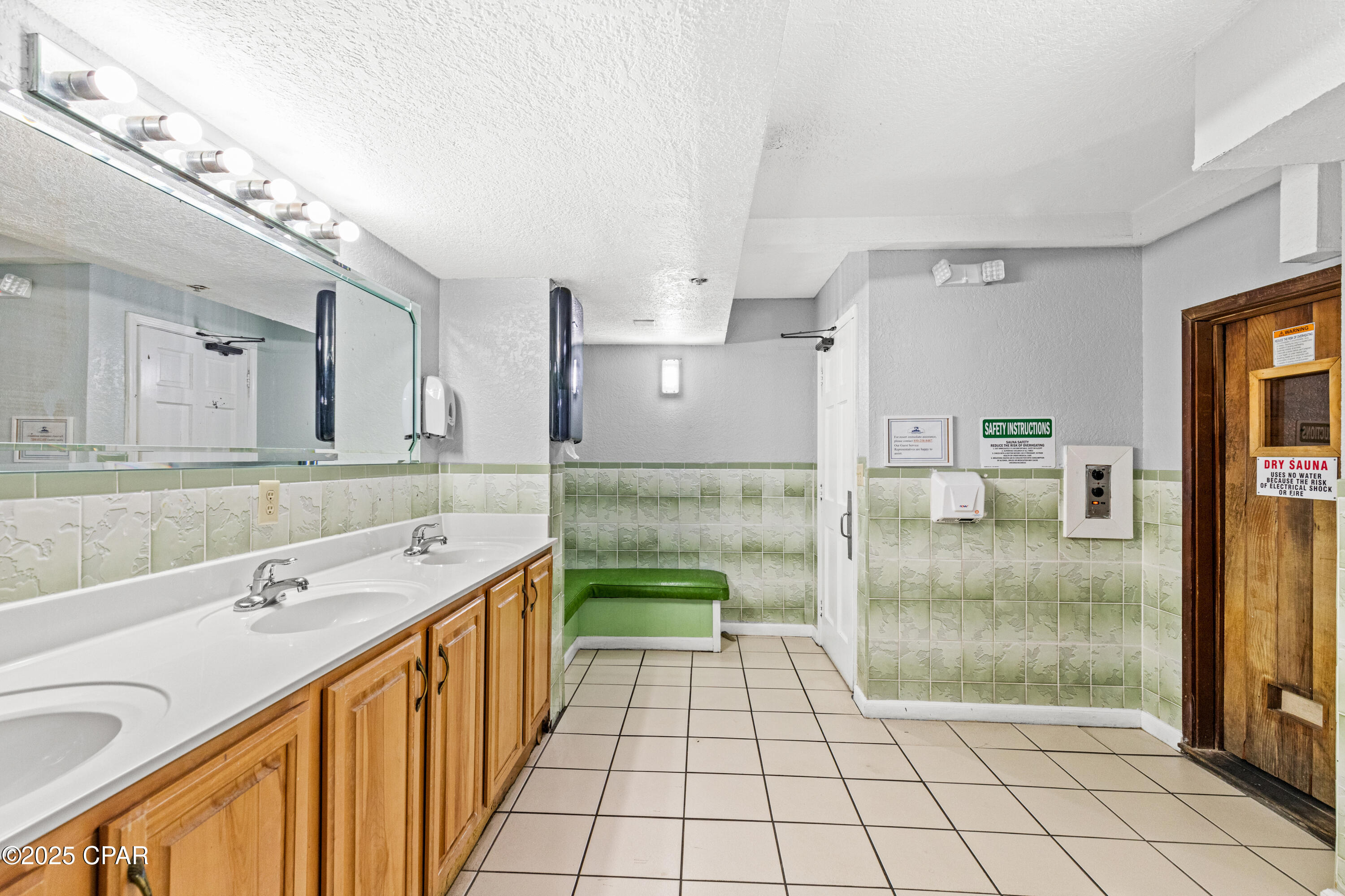 8743 Thomas Drive #610, Panama City, Florida image 35