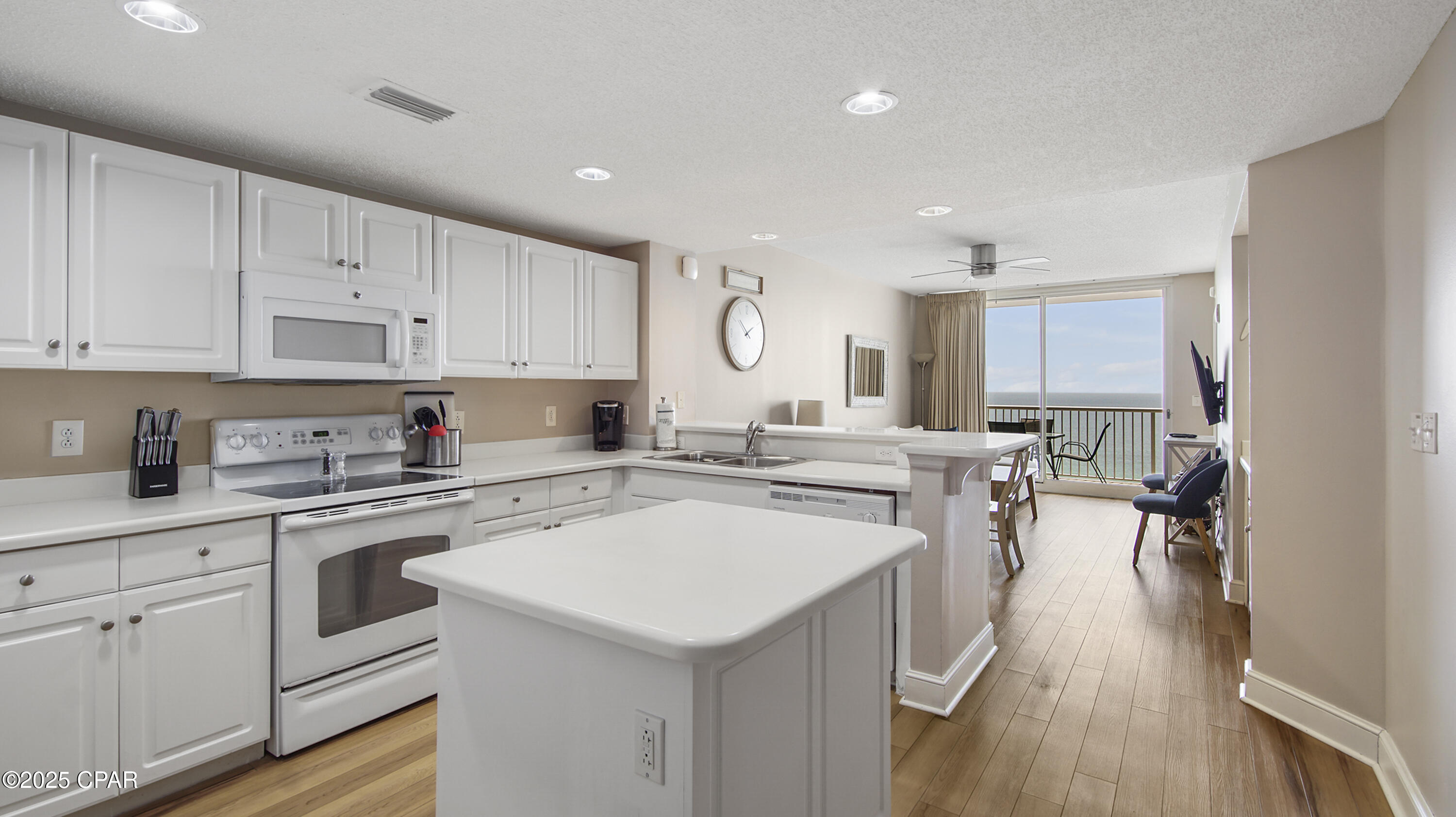 Image 8 For 10811 Front Beach Road 1405