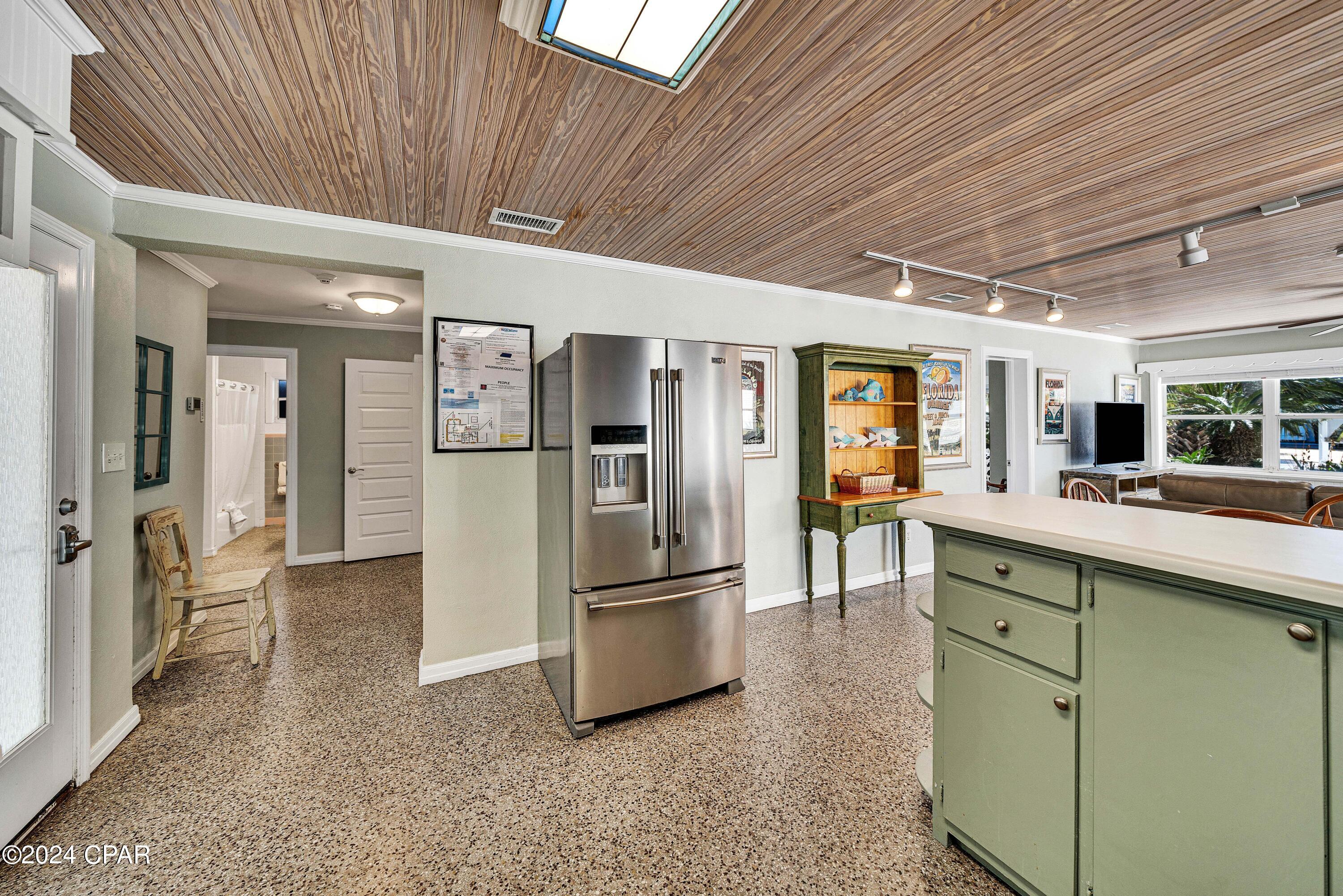 Image 9 For 6618 Gulf Drive