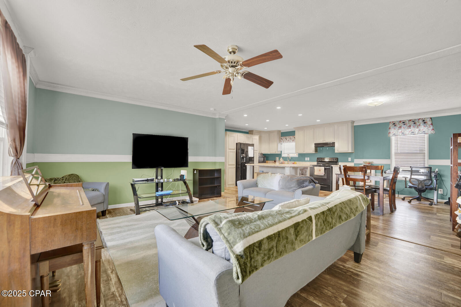 Image 3 For 1239 Everitt Avenue