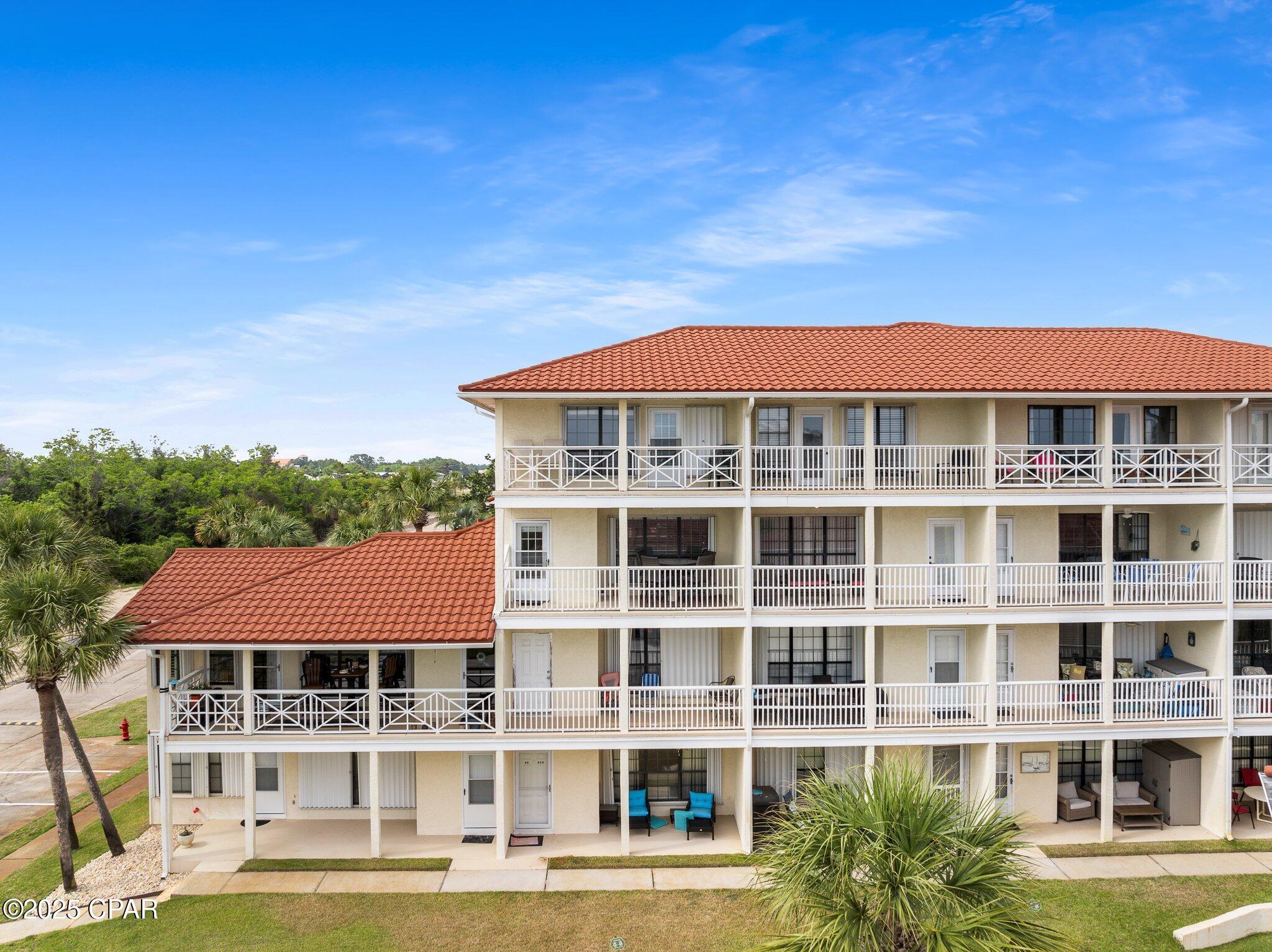 Image 2 For 17462 Front Beach Road 54304
