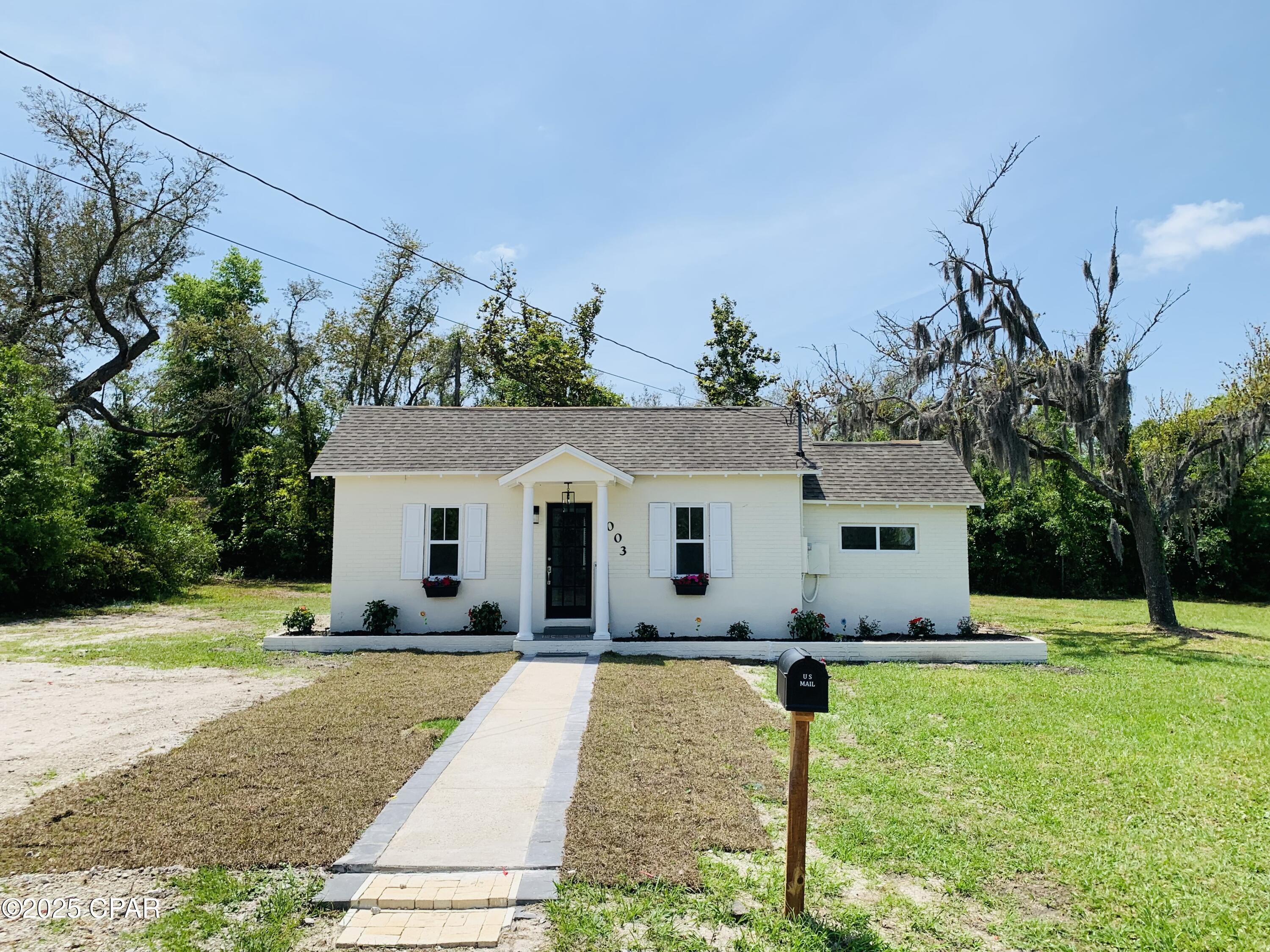 1003 E 8th Street, Lynn Haven, Florida image 1