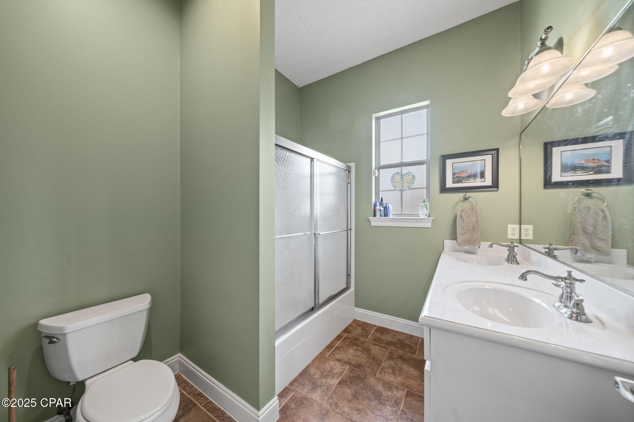 Image 19 For 207 Waterford Drive
