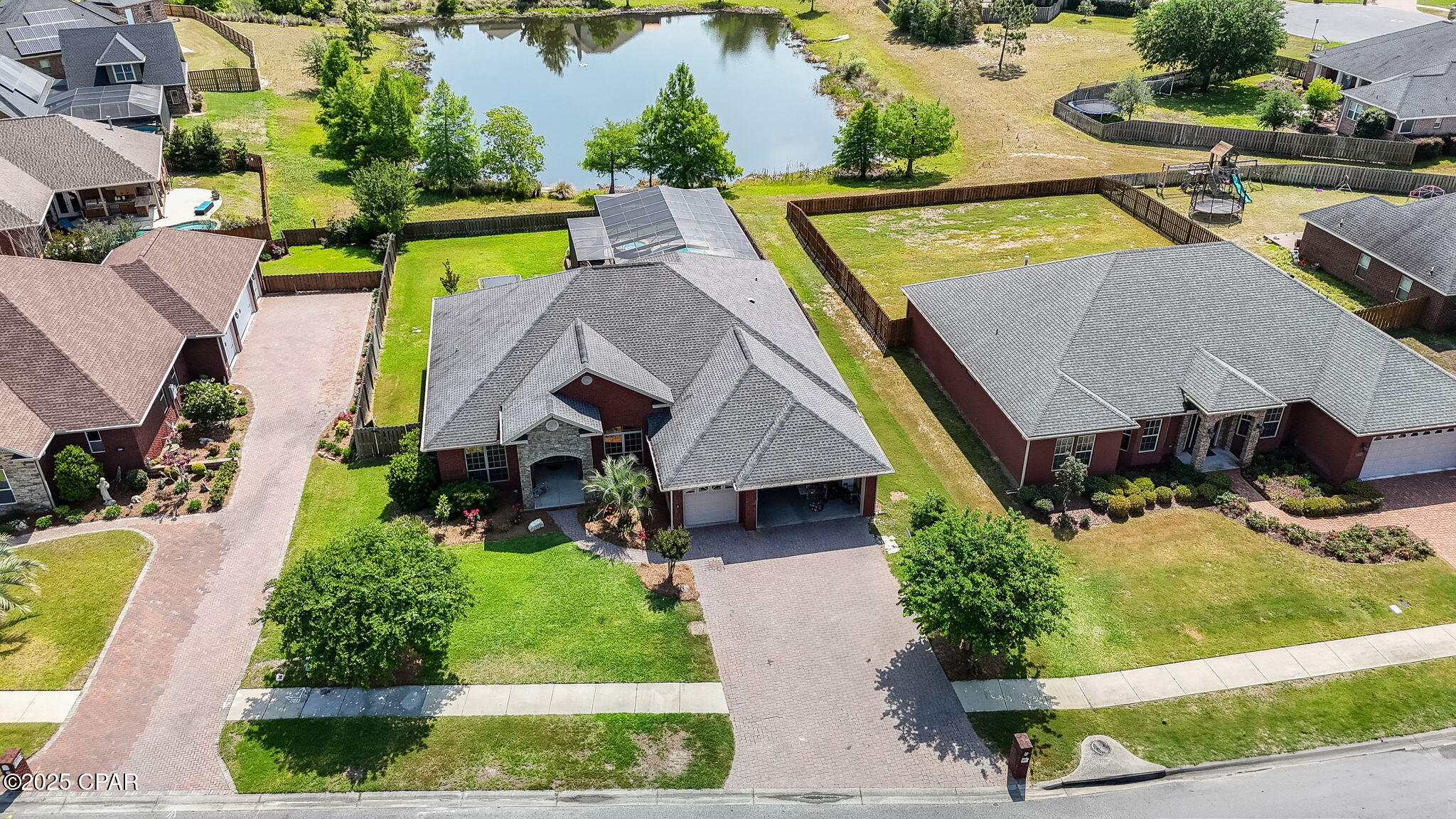 Image 2 For 207 Waterford Drive