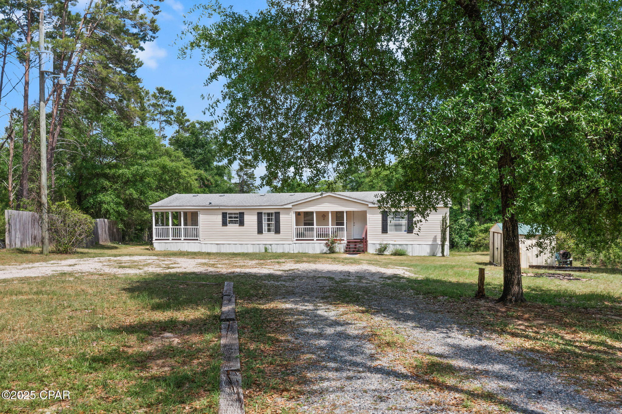 3811 Hicks Lake Lane, Vernon, Florida image 30