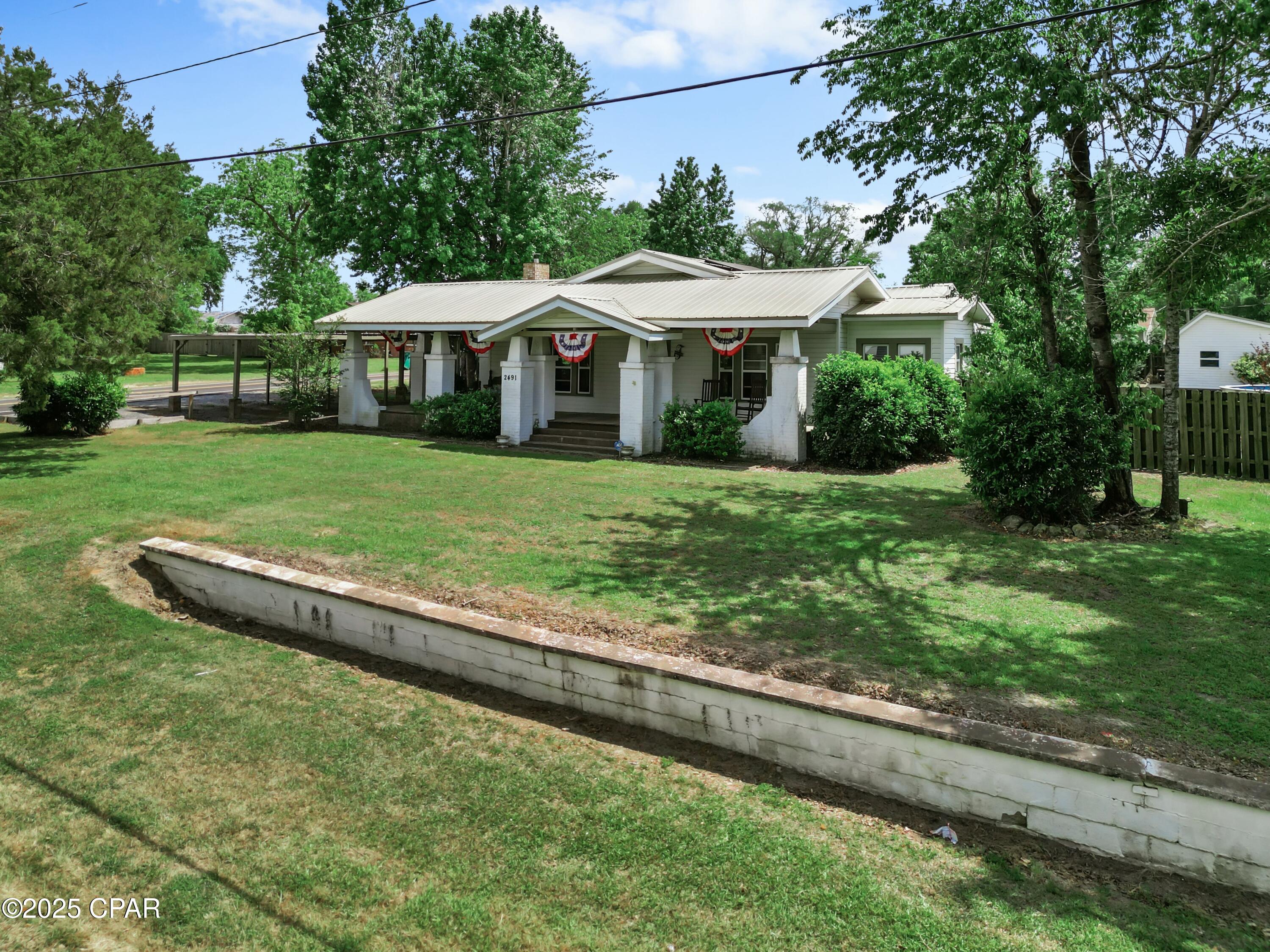 2491 3rd Avenue, Alford, Florida image 2