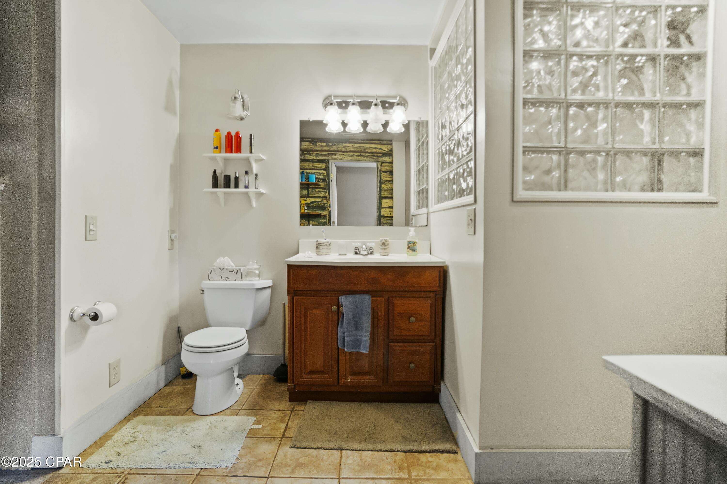 2491 3rd Avenue, Alford, Florida image 34
