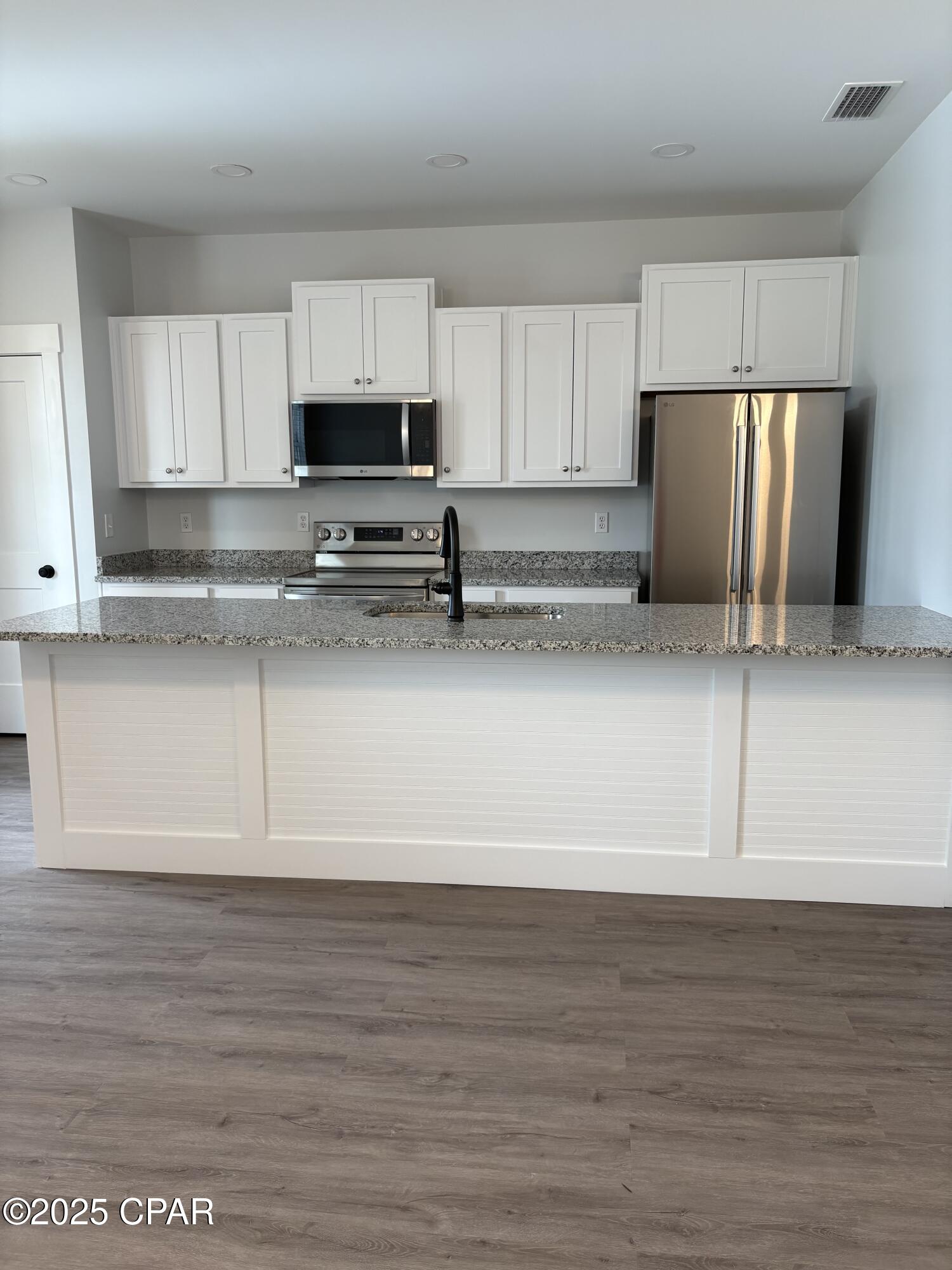 Image 7 For 2328 19th Place A