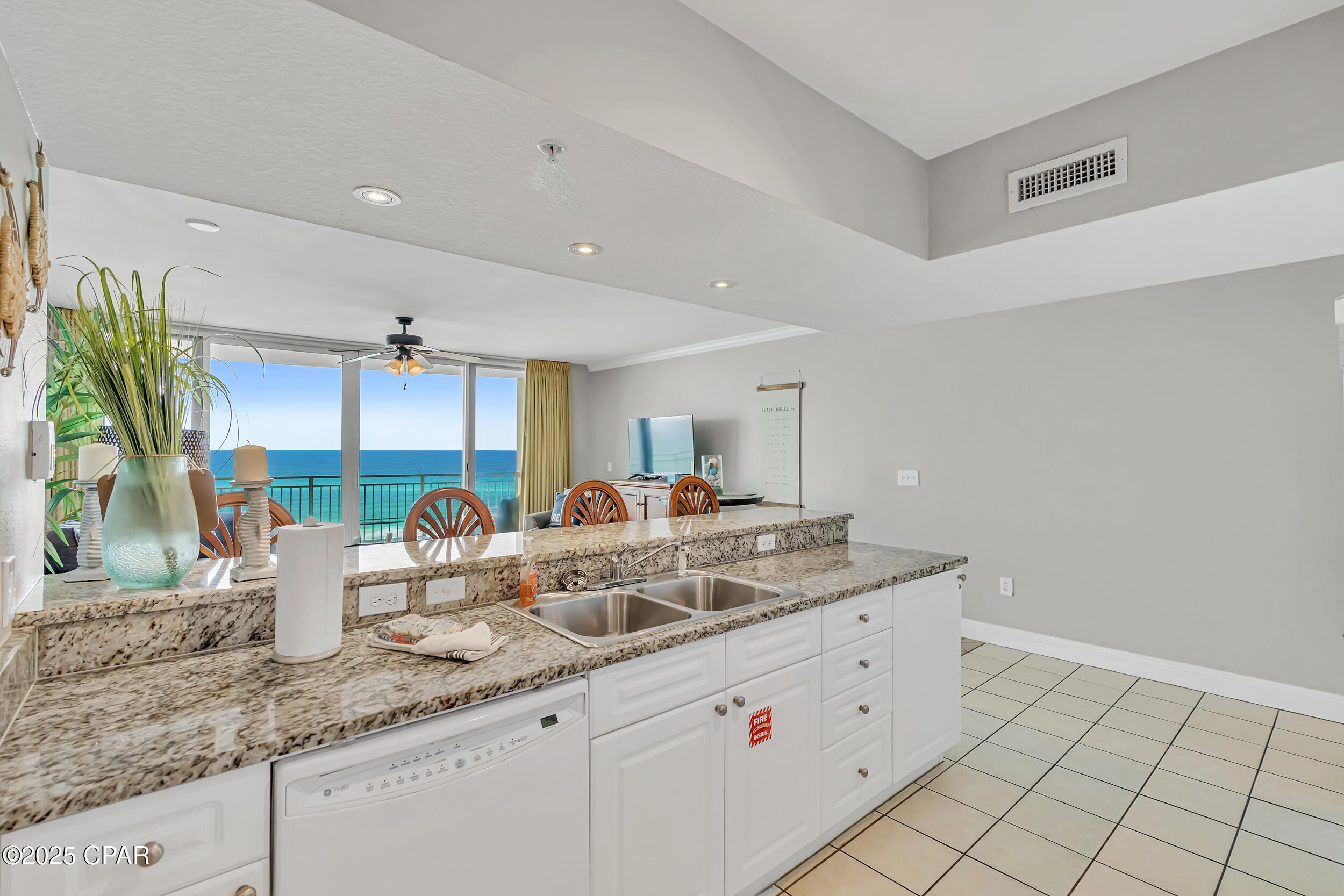 Image 16 For 14701 Front Beach Road 834