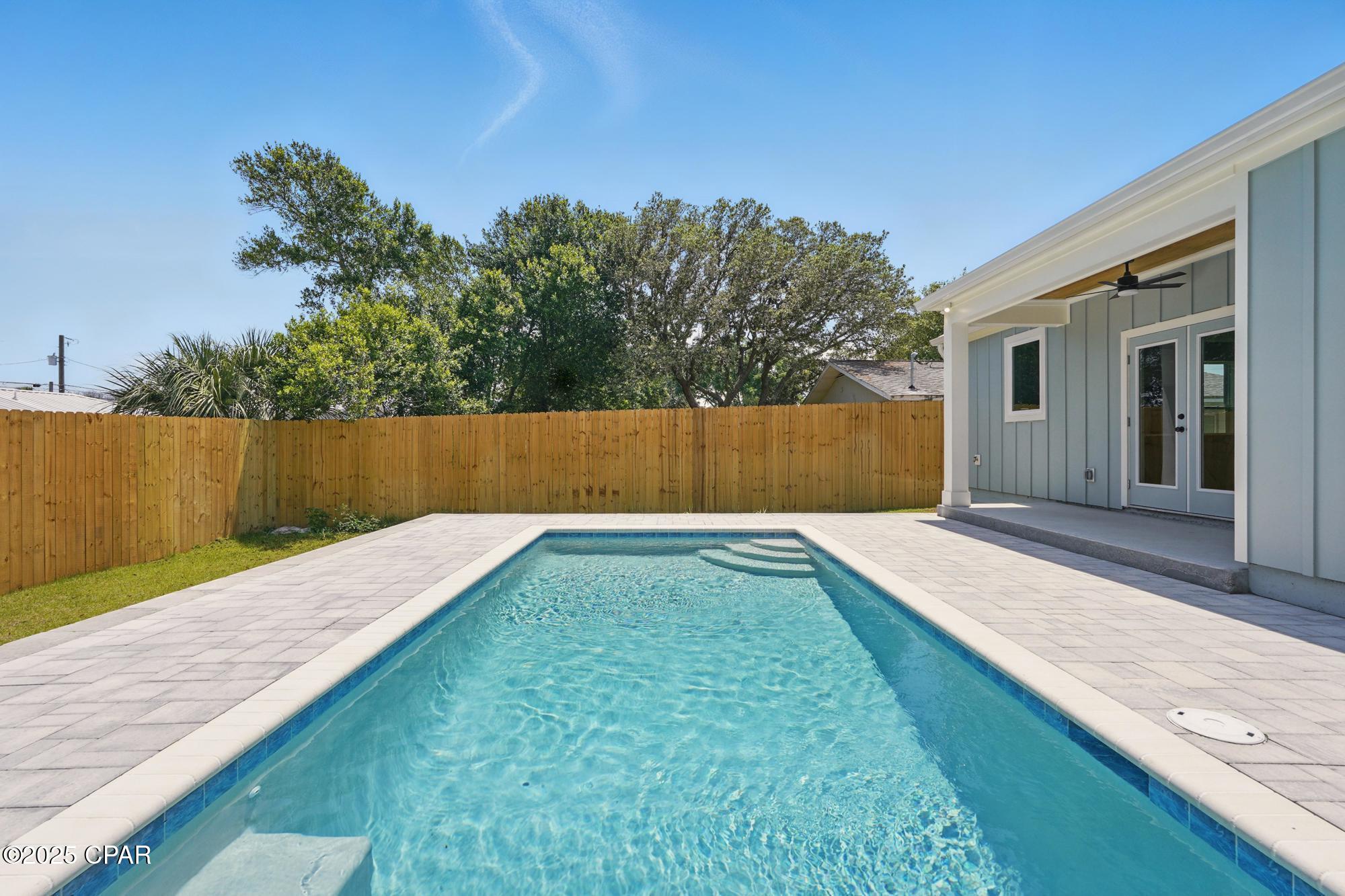 Image 18 For 238 Oleander Drive