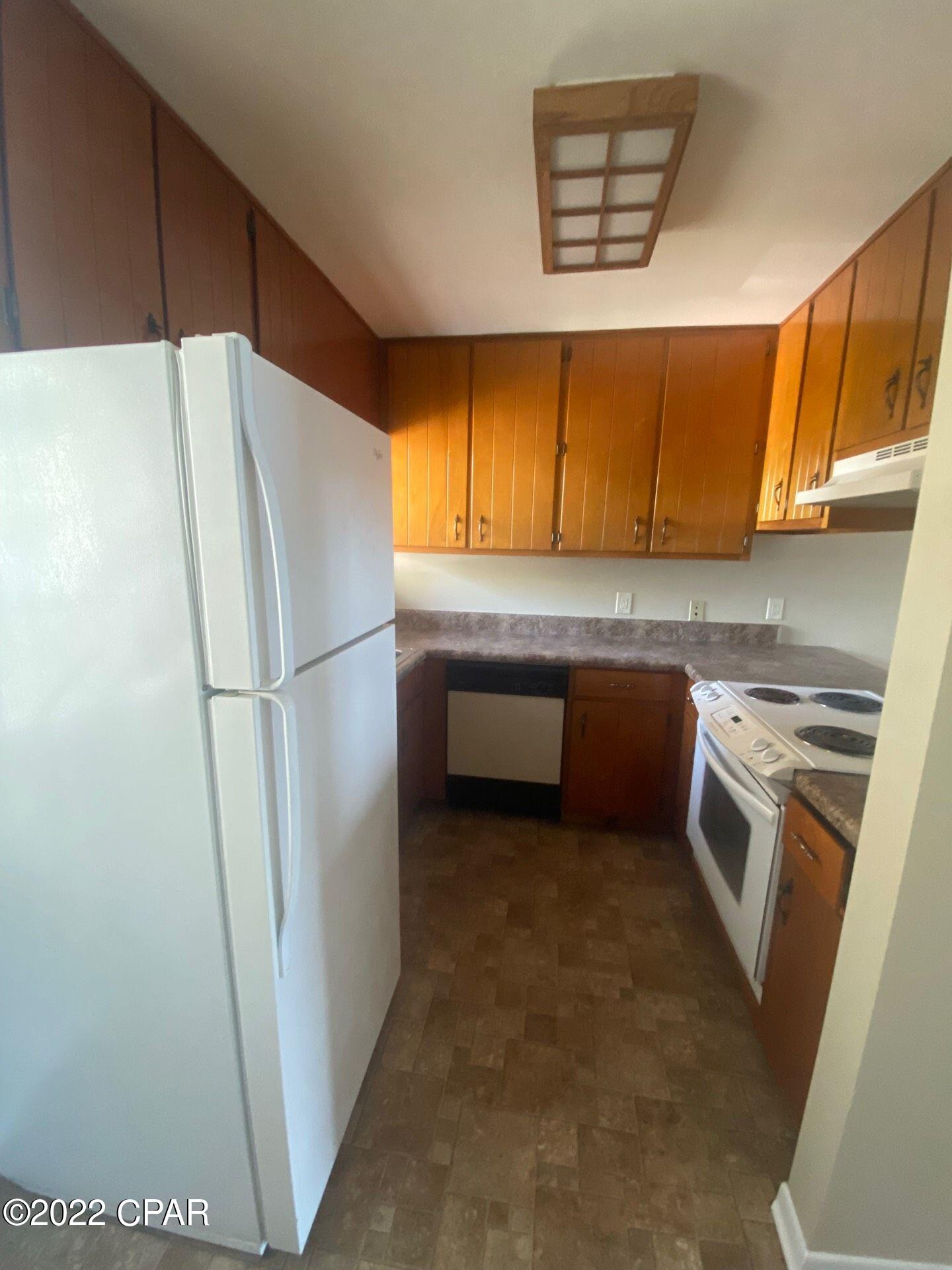 Image 11 For 1038 Brannon Place C