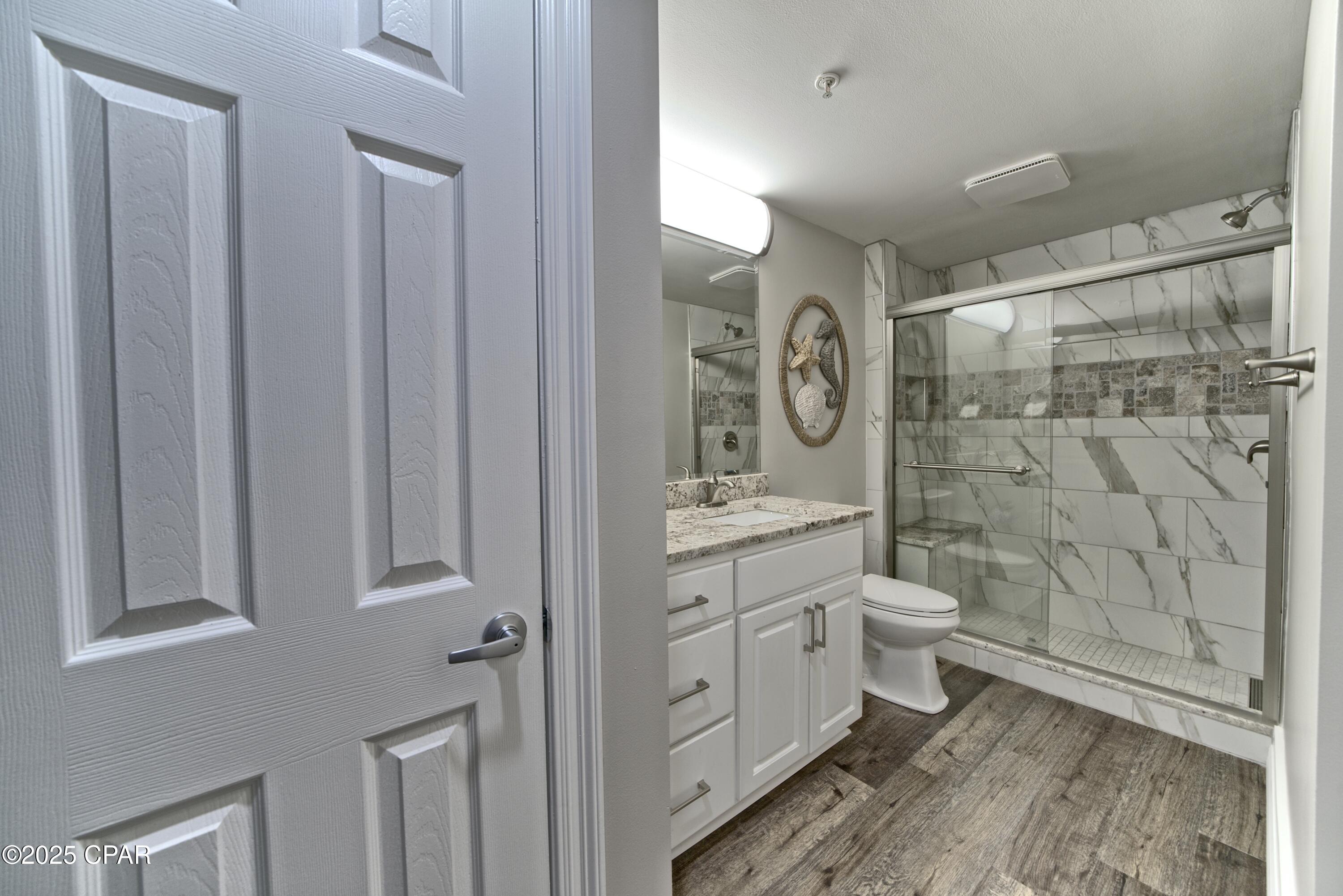 Image 33 For 7115 Thomas Drive 604