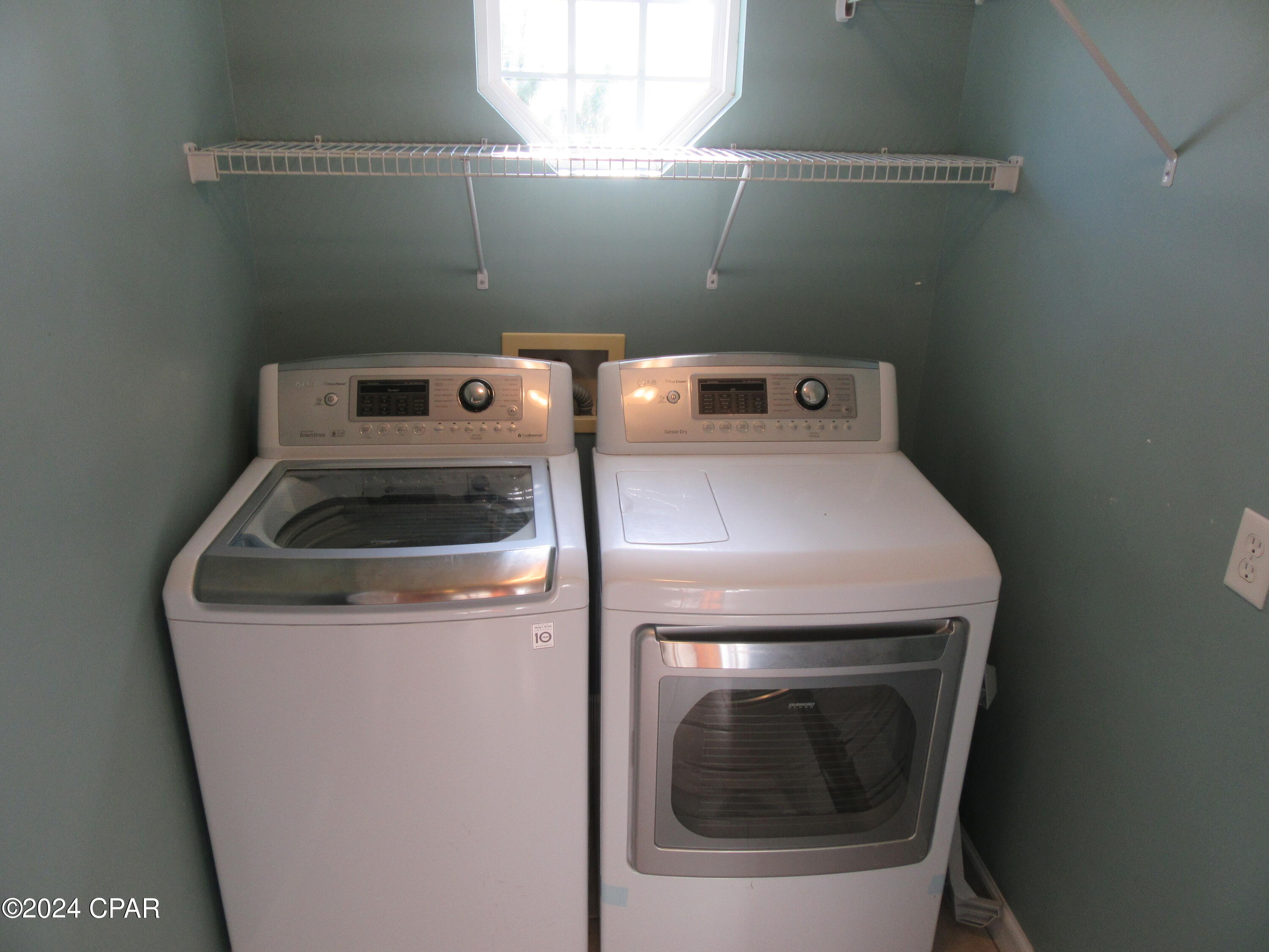 Image 12 For 918 Amber Way