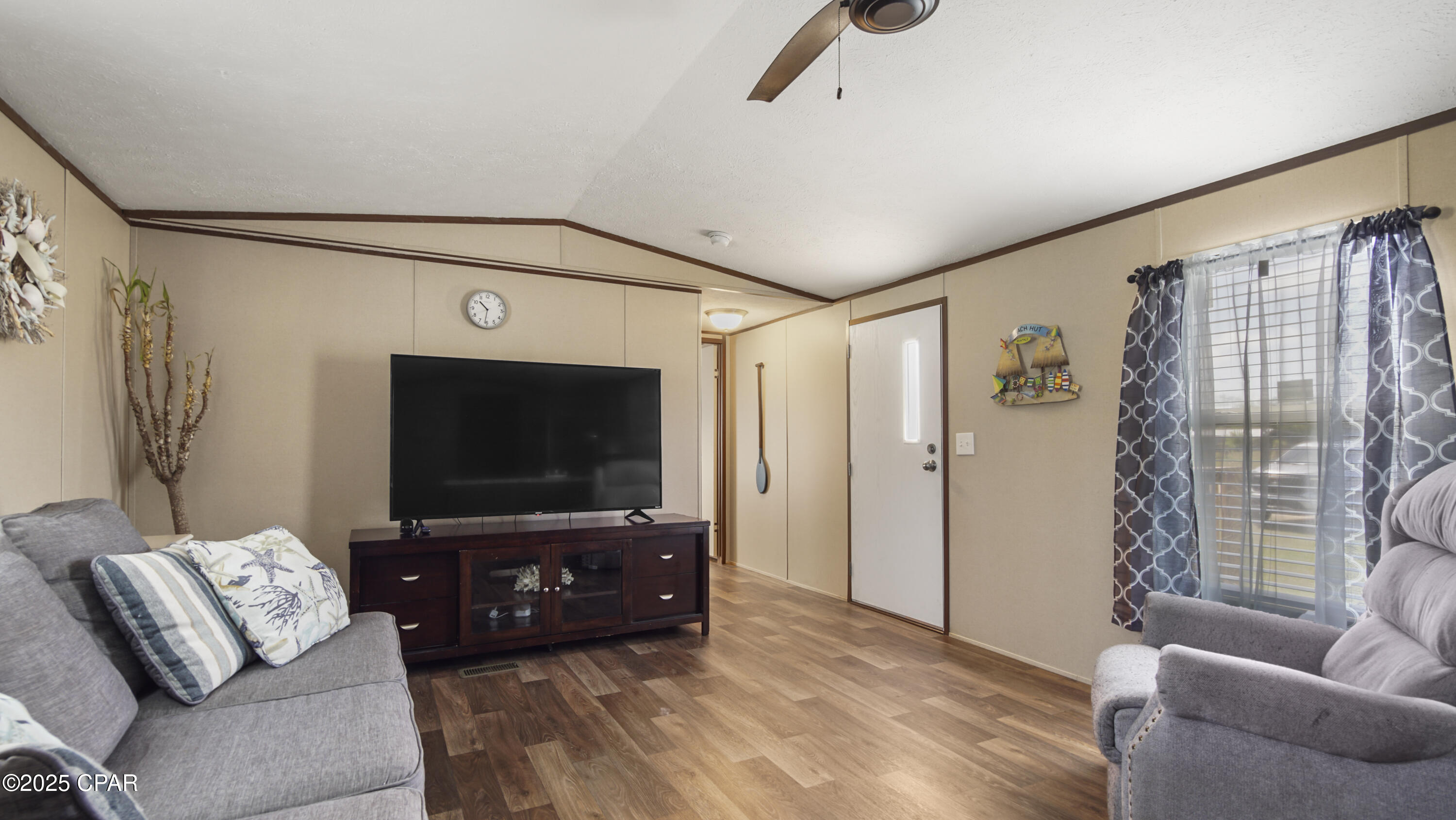 Image 6 For 7319 Gilbert Road