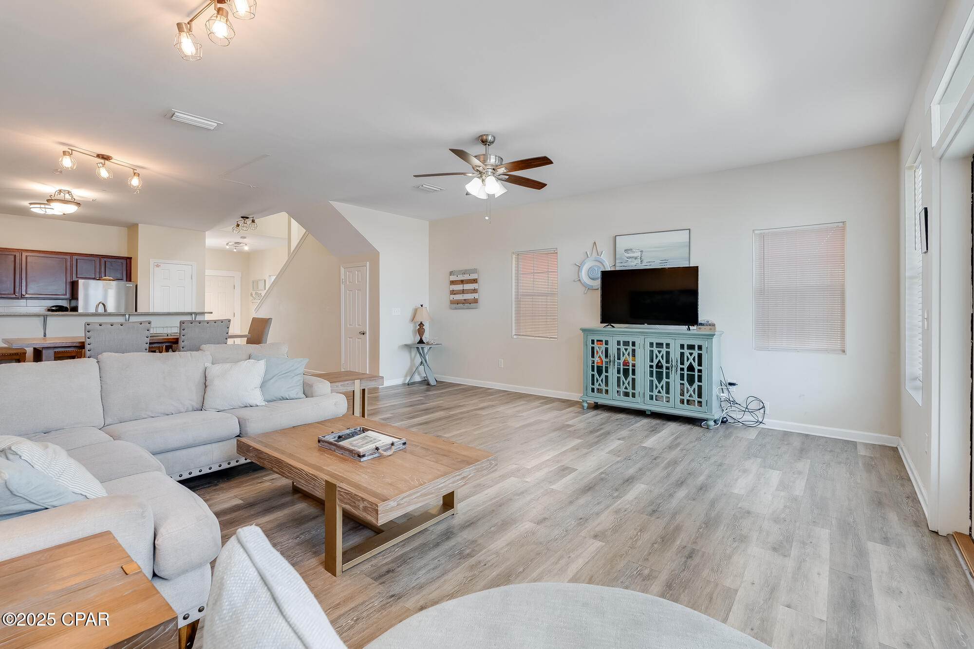 Image 16 For 5908 Beach Drive