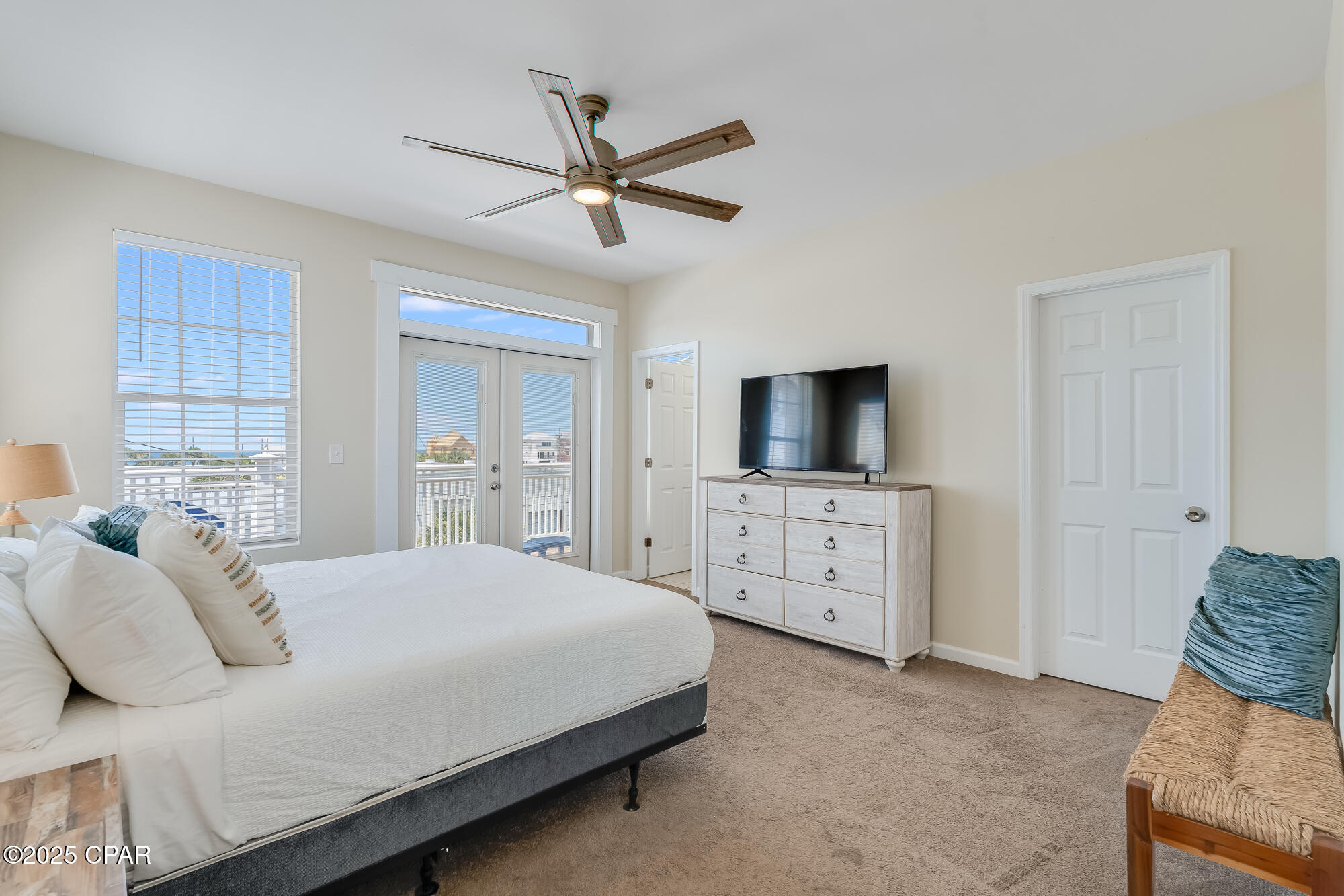 Image 54 For 5908 Beach Drive