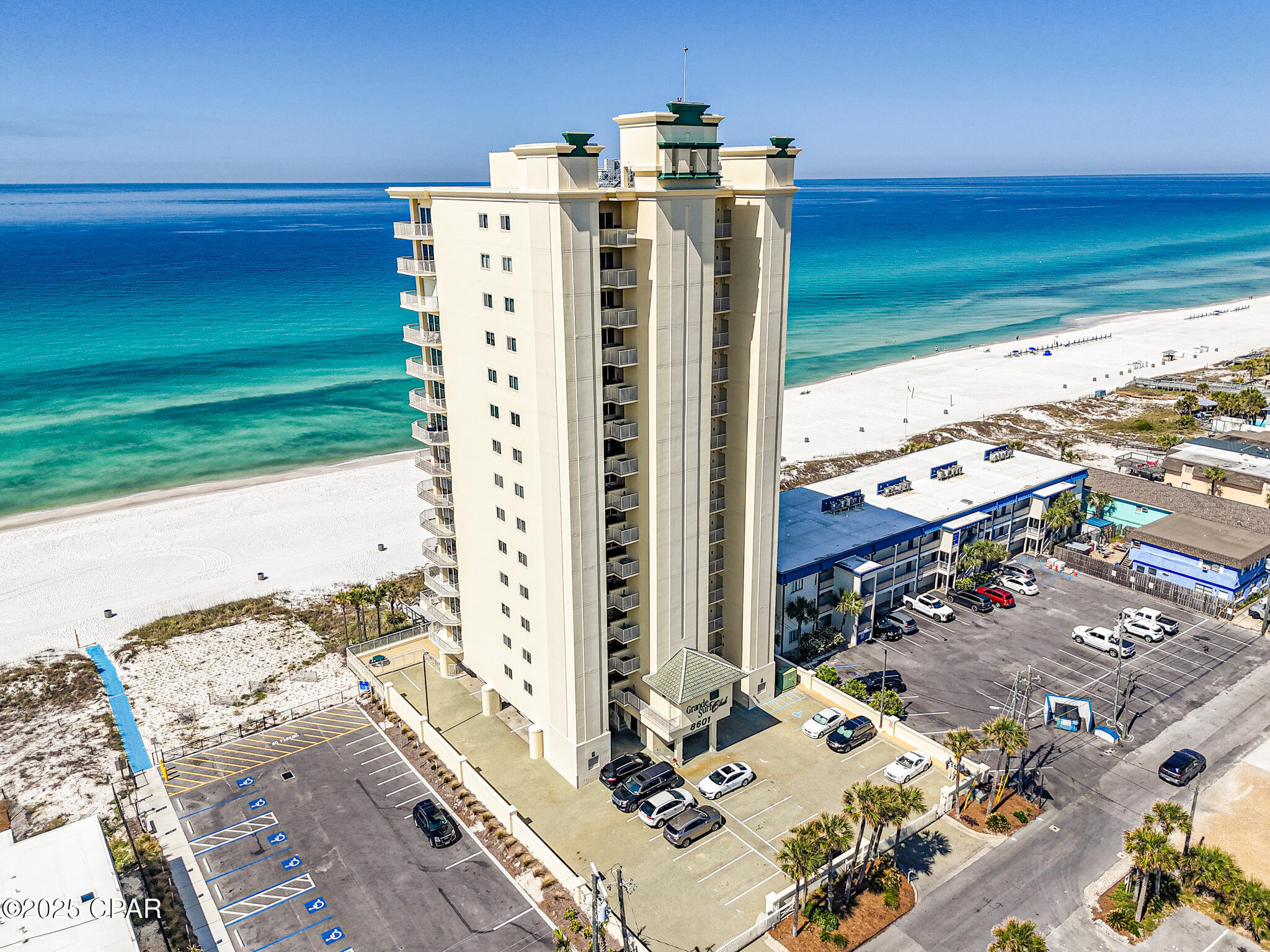 Image 1 For 8601 Surf Drive 14e