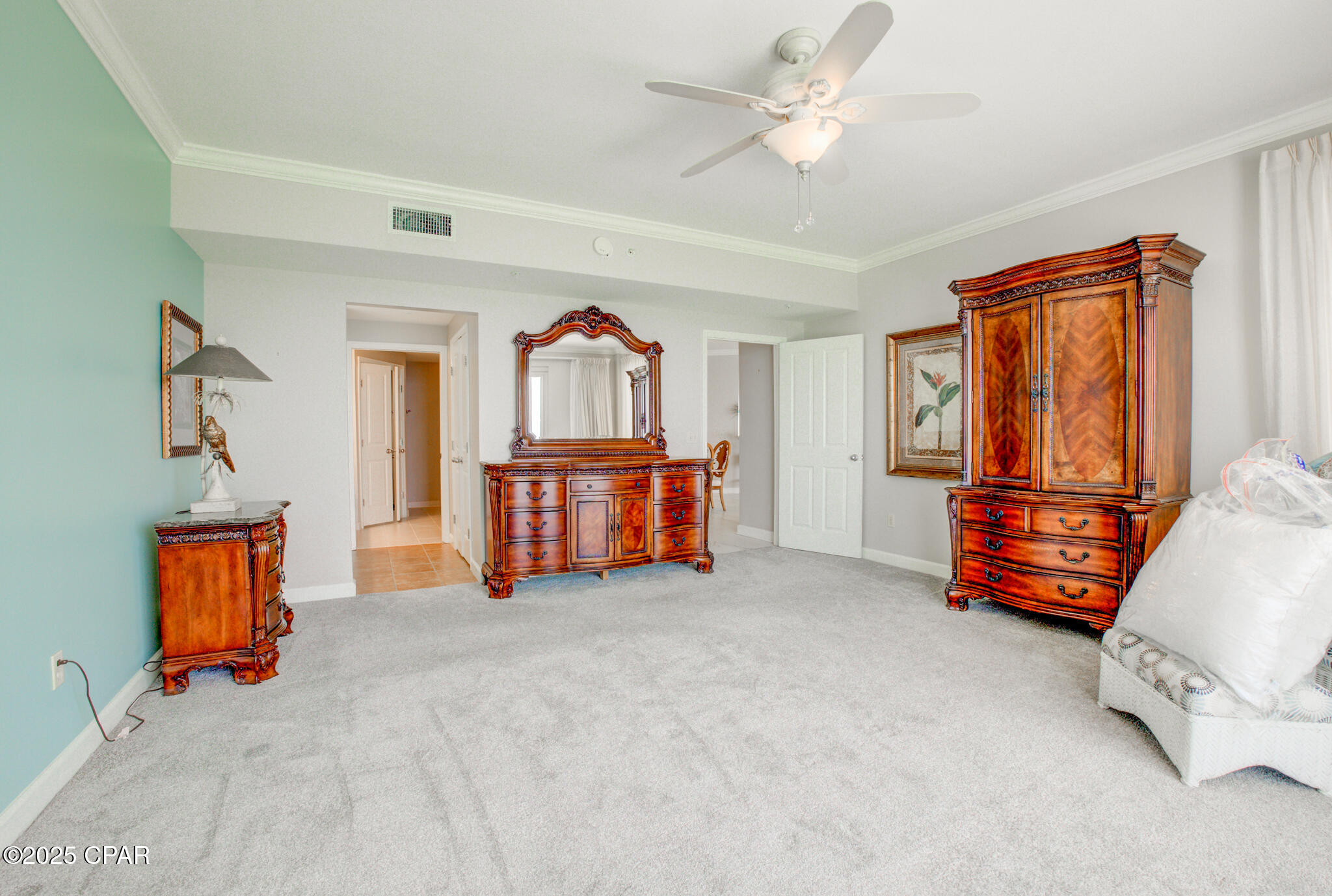 Image 21 For 8601 Surf Drive 14e