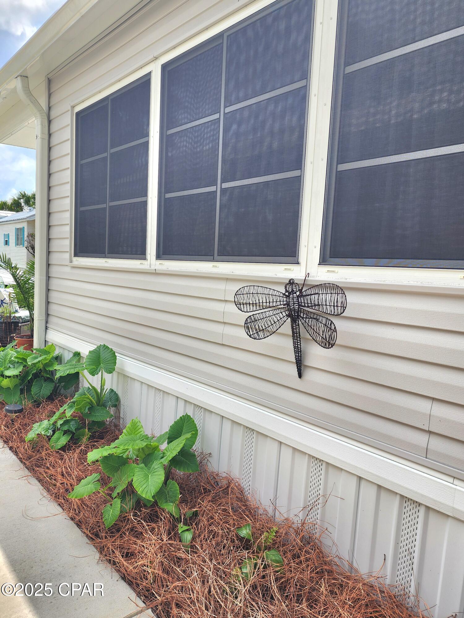 Image 8 For 1219 Thomas Drive 43