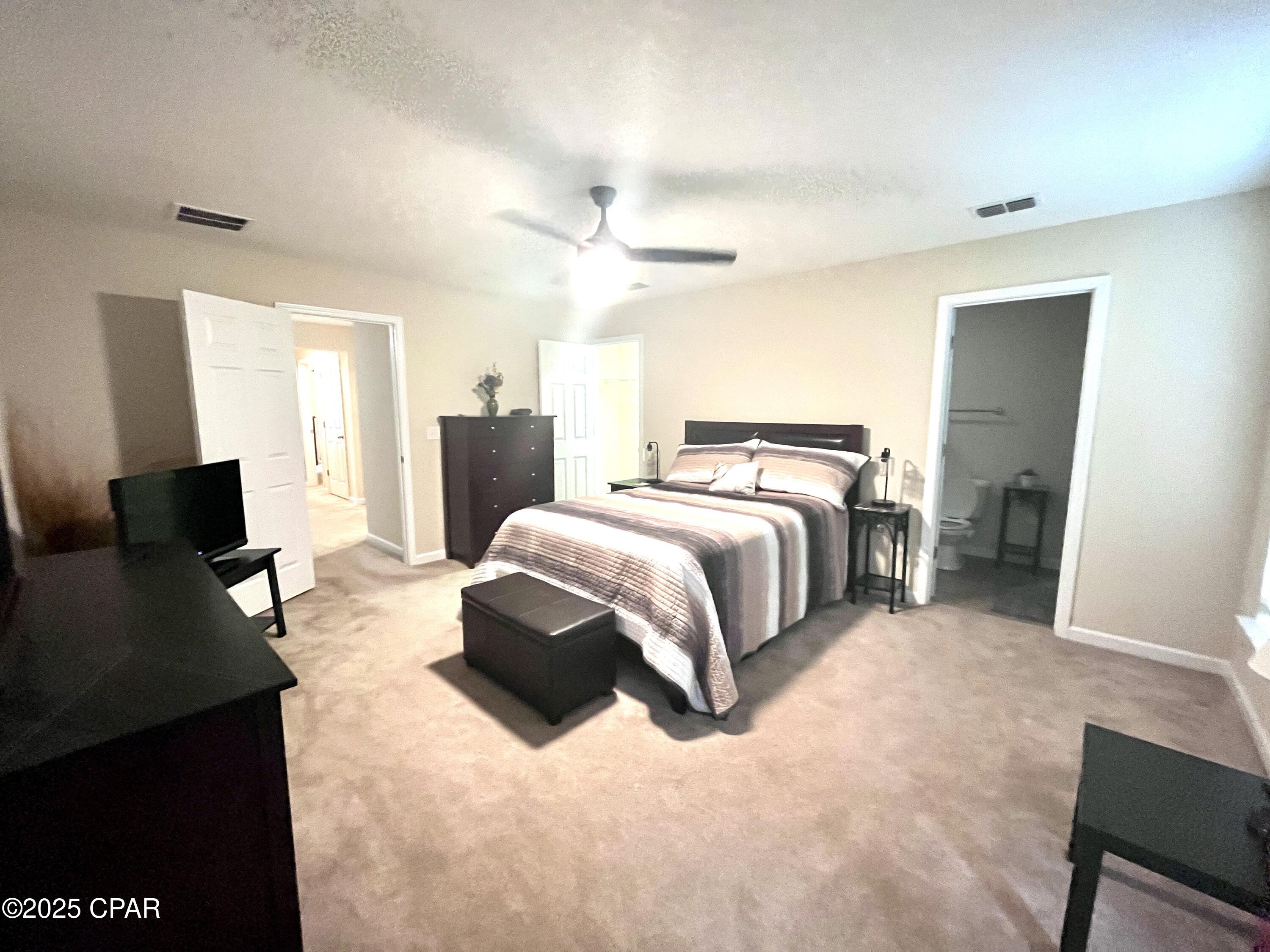 Image 18 For 231 Sand Oak Boulevard