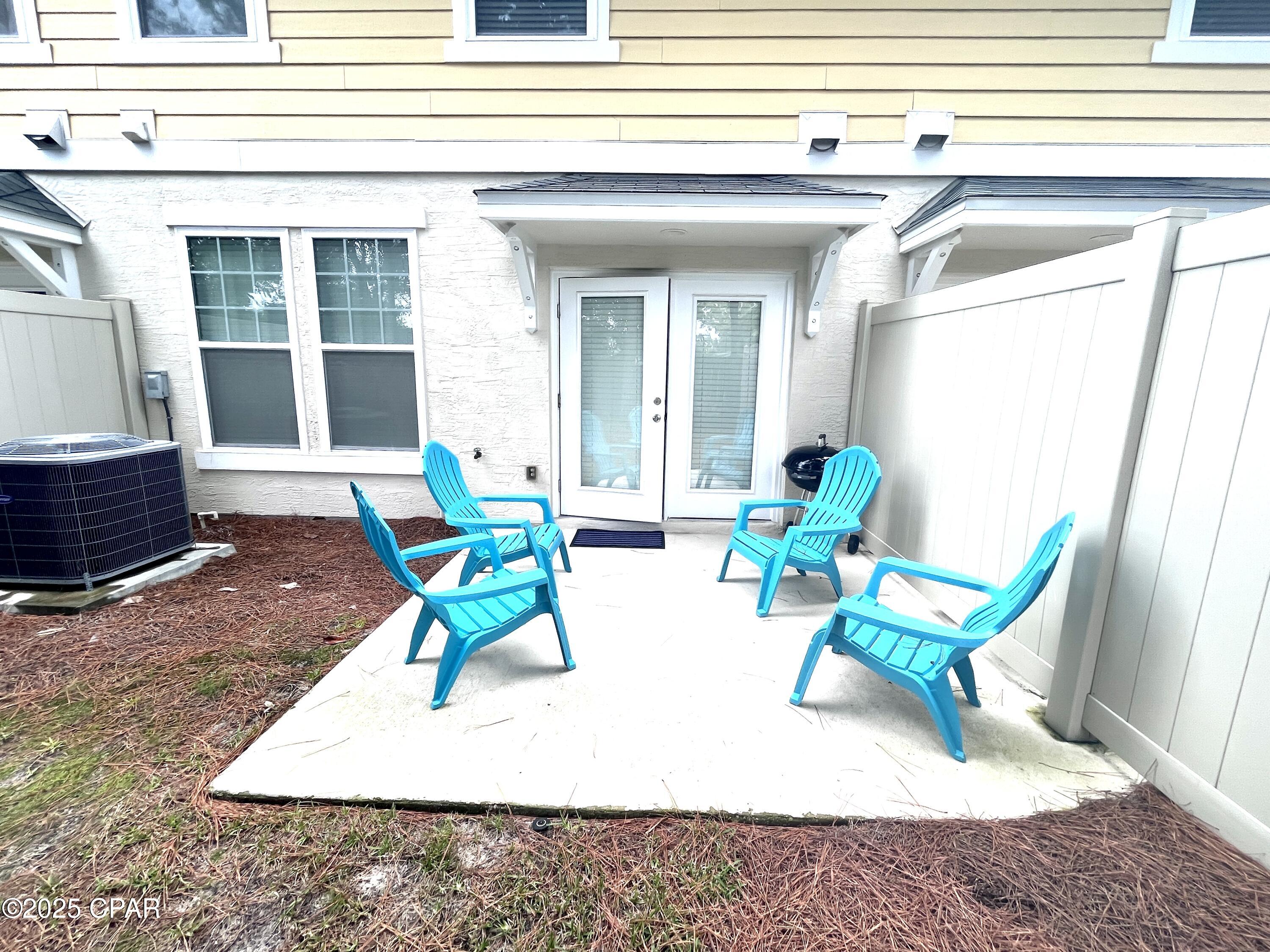 Image 20 For 231 Sand Oak Boulevard