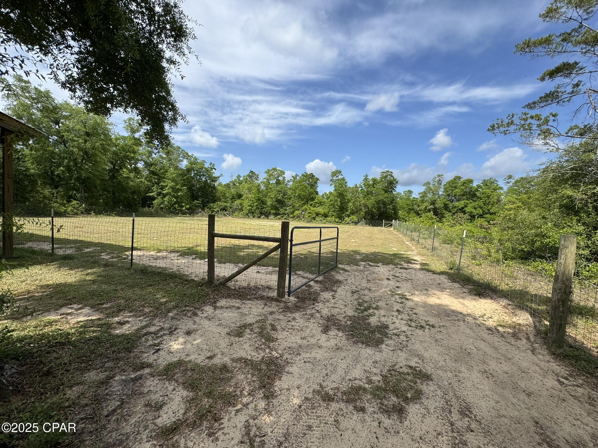 419 City Square Road, Alford, Florida image 5